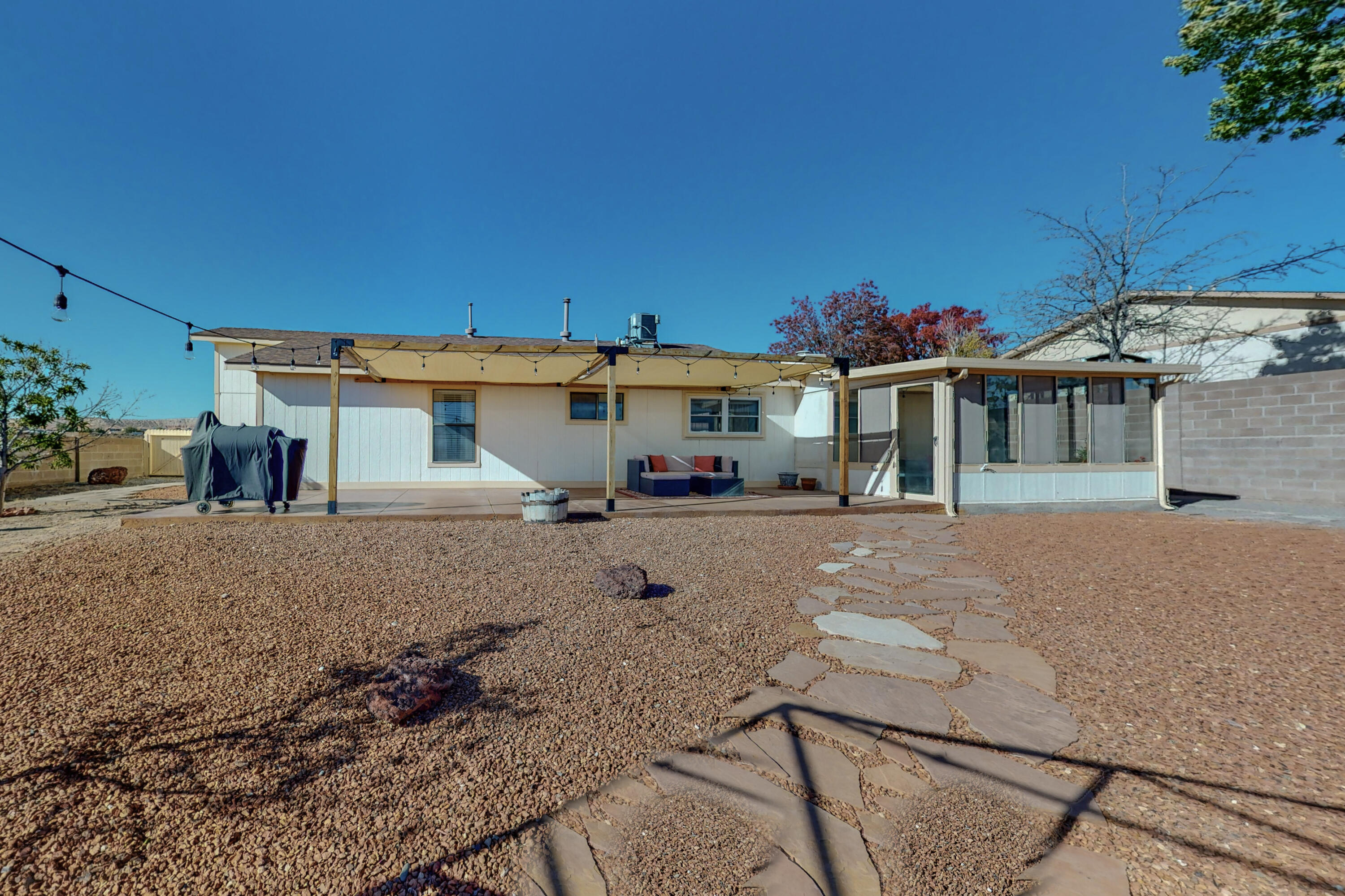 4330 PUMICE Drive NE