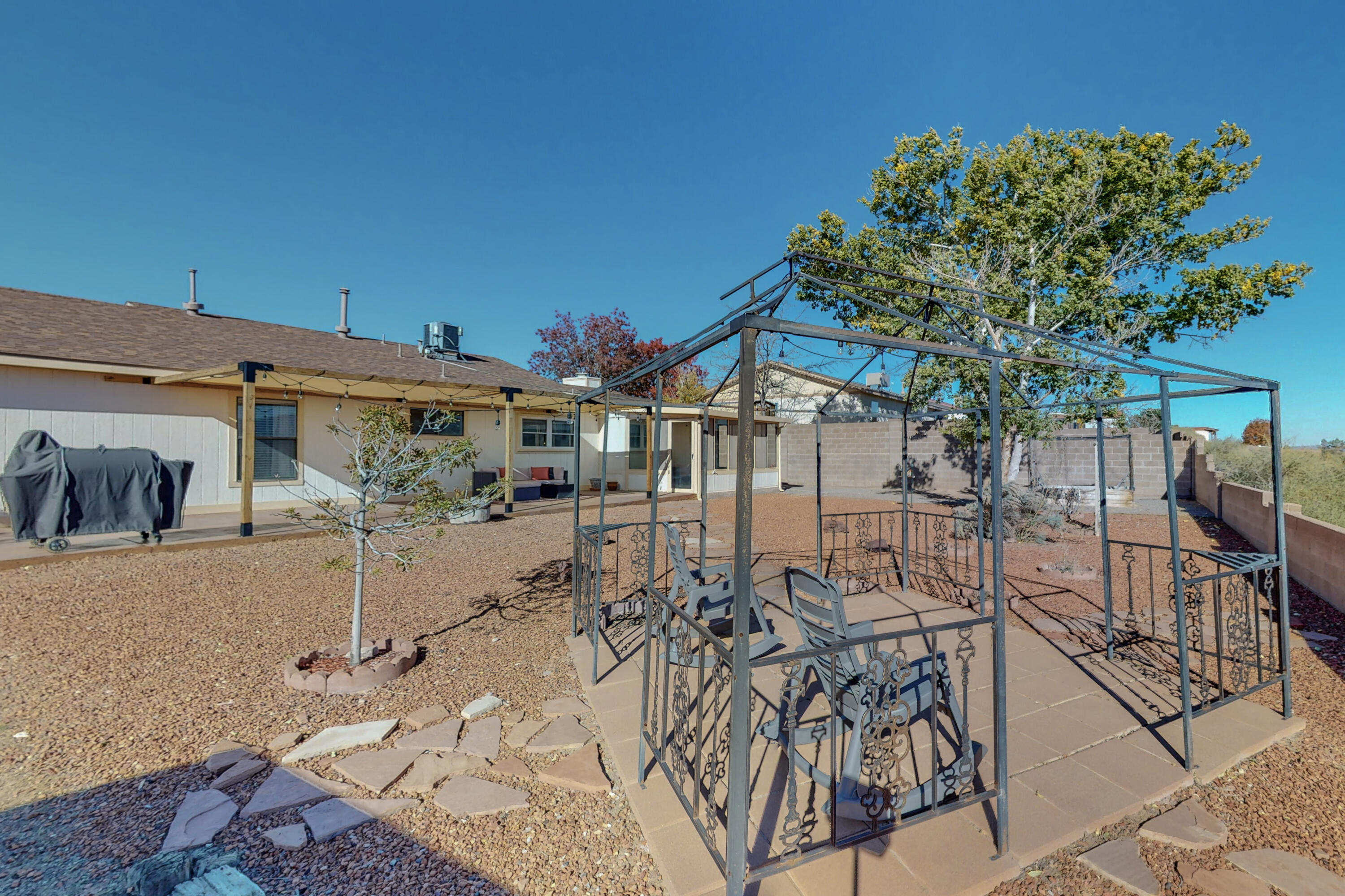 4330 PUMICE Drive NE