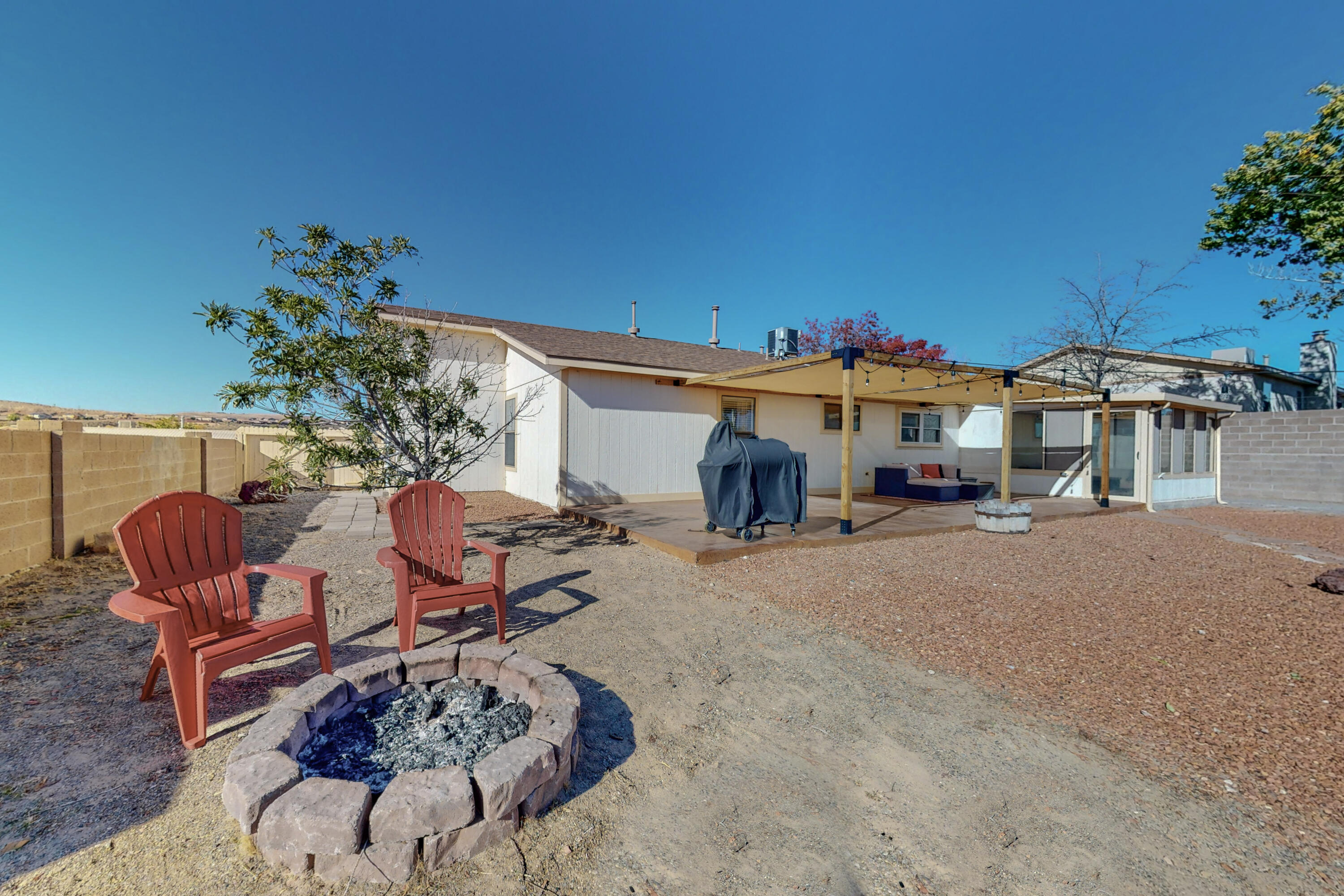 4330 PUMICE Drive NE
