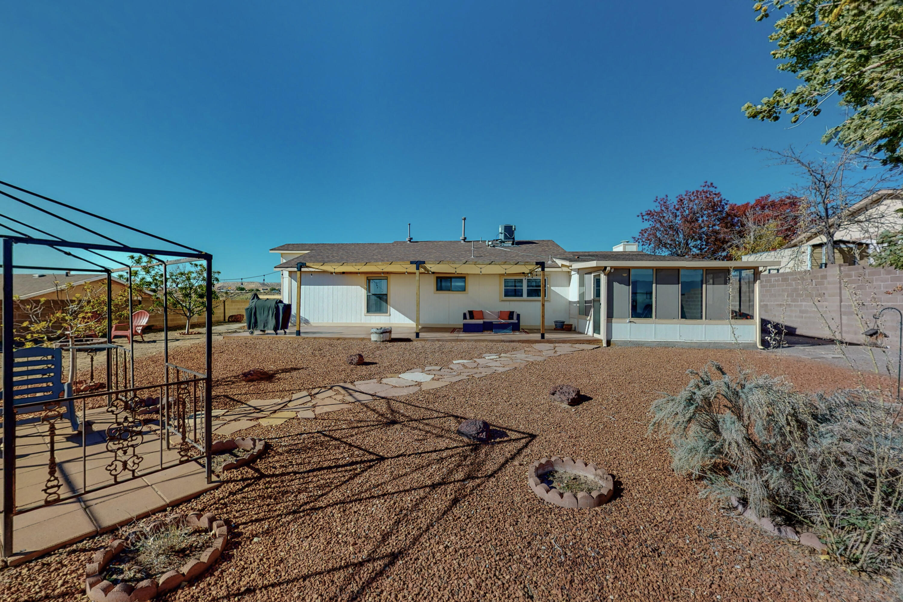 4330 PUMICE Drive NE