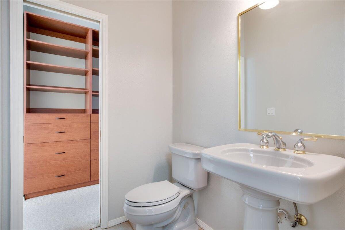 59 EASTRIDGE Road