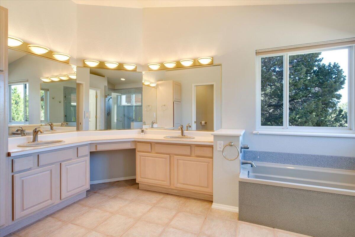 59 EASTRIDGE Road