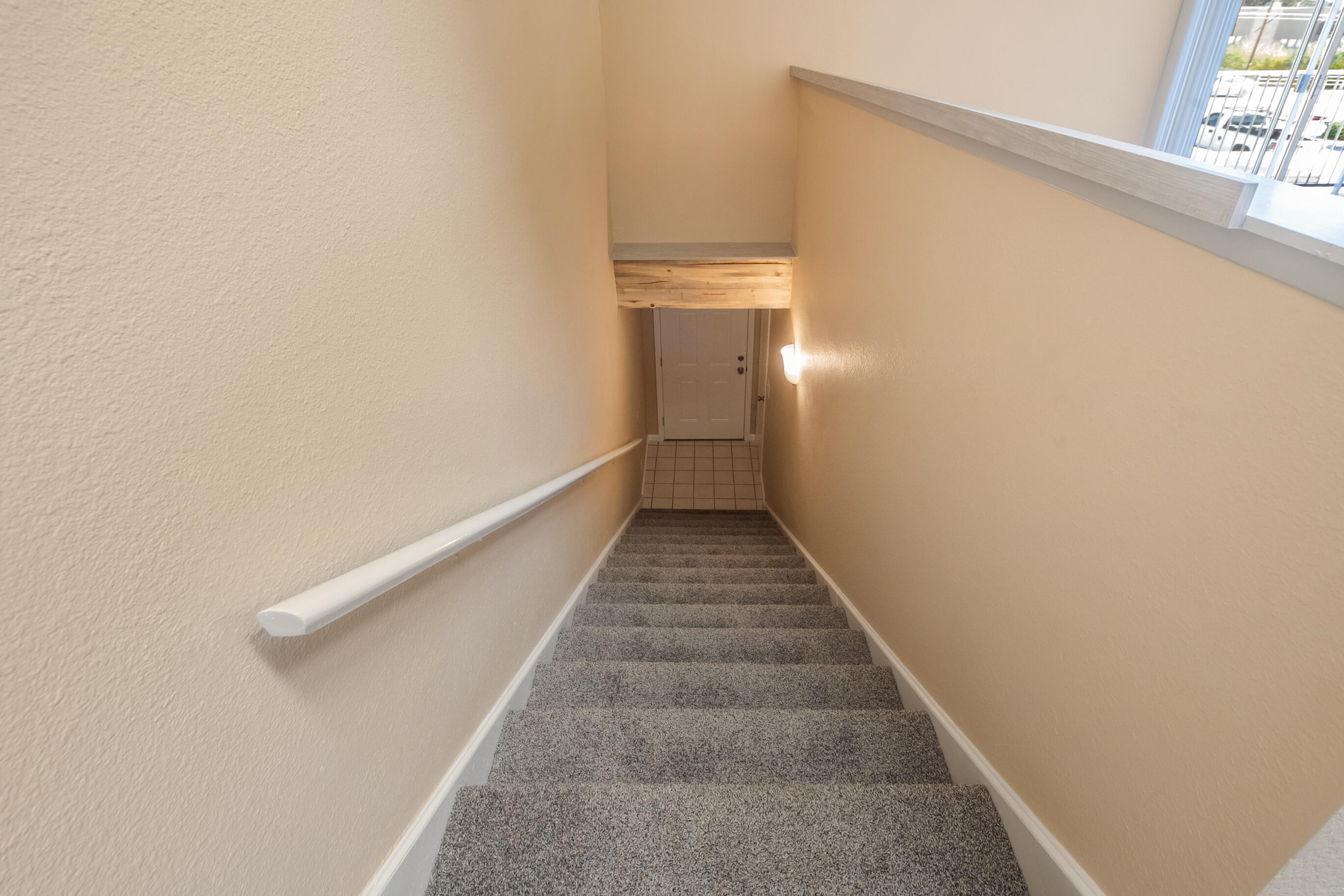 3501 JUAN TABO Boulevard NE Unit: B6