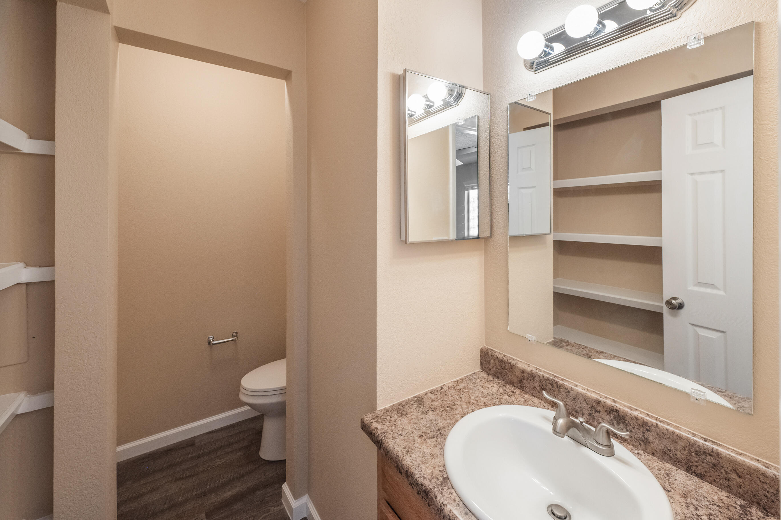 3501 JUAN TABO Boulevard NE Unit: B6