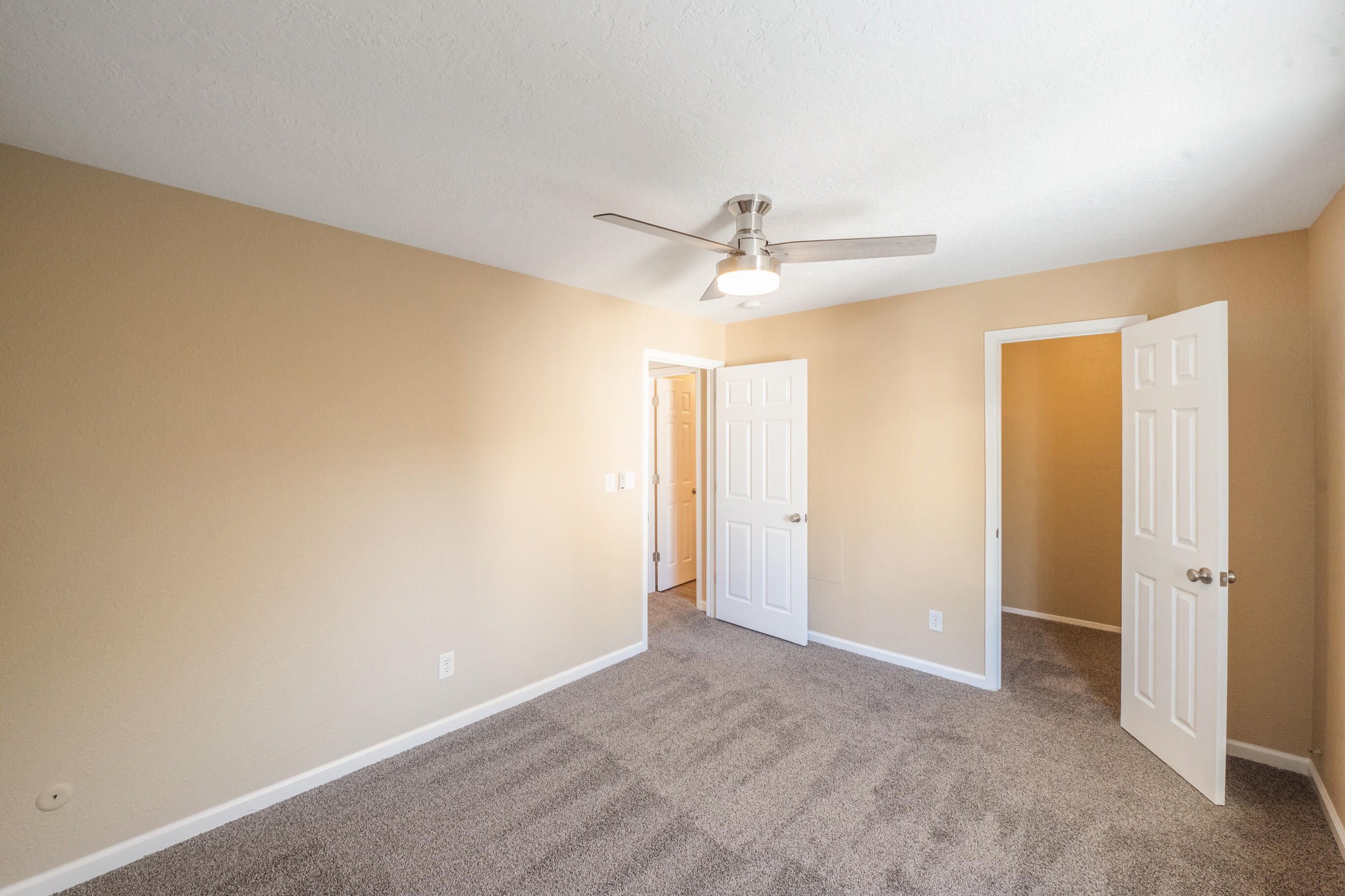 3501 JUAN TABO Boulevard NE Unit: B6
