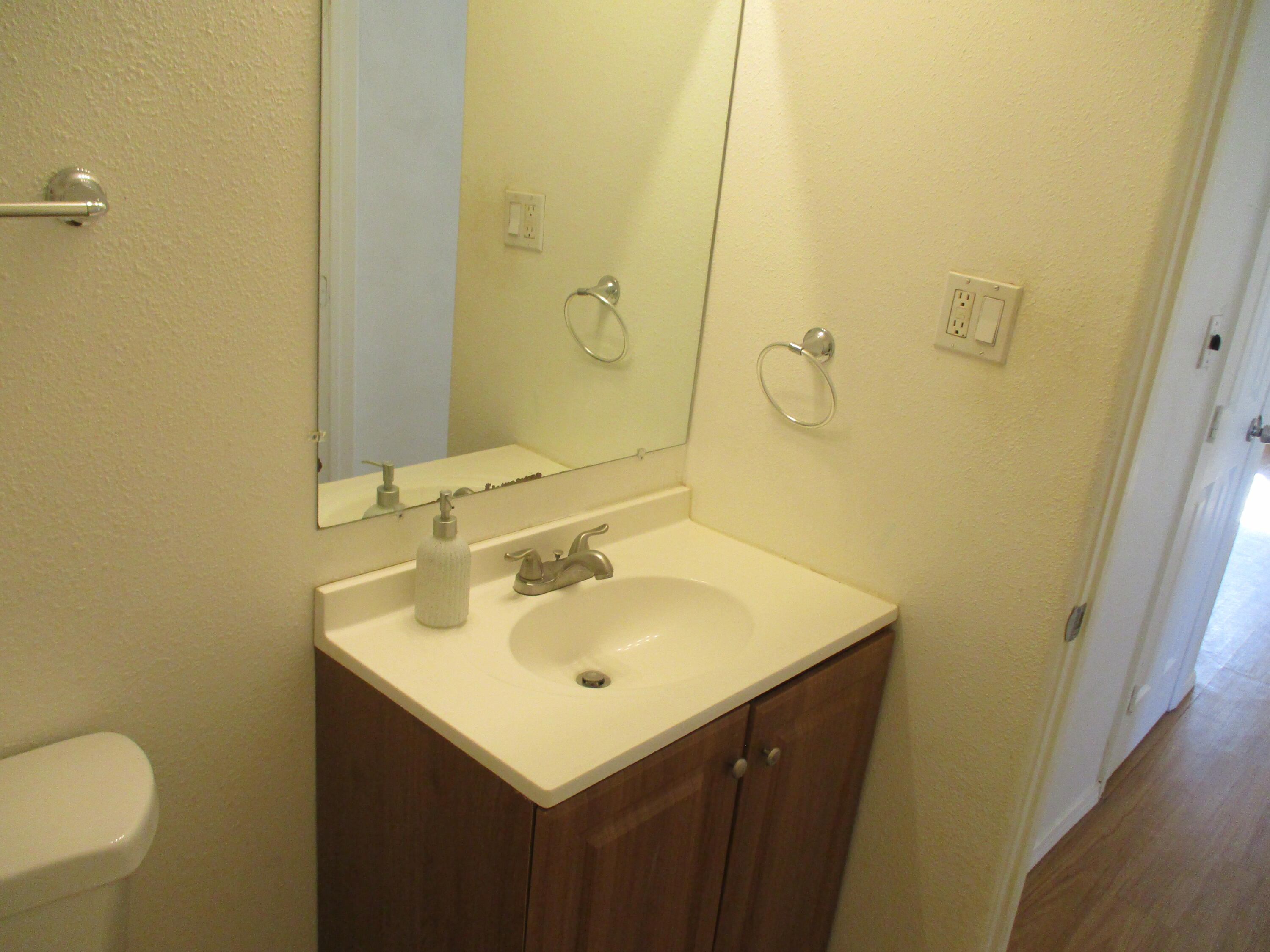 2407 La Veta Drive