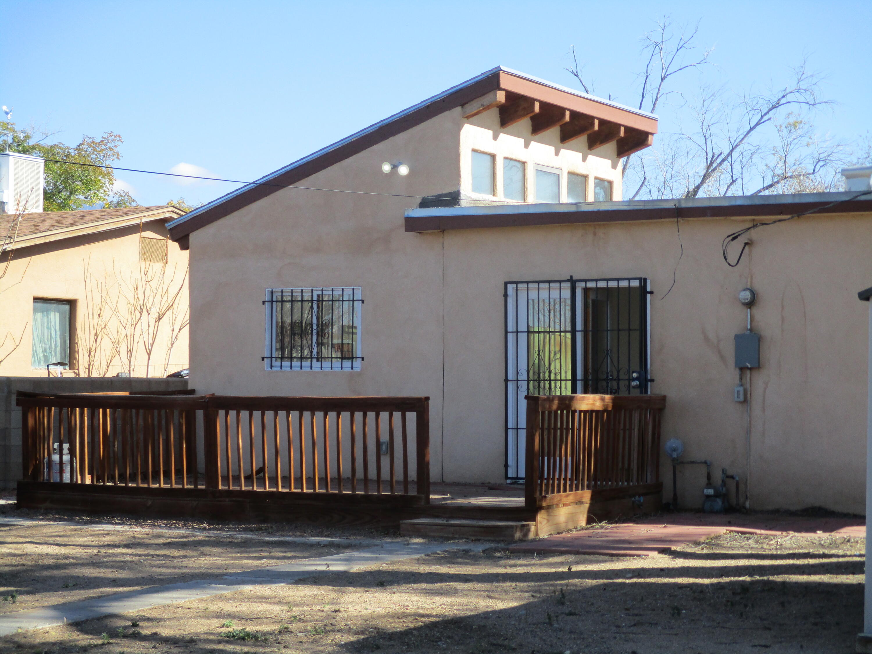 2407 La Veta Drive