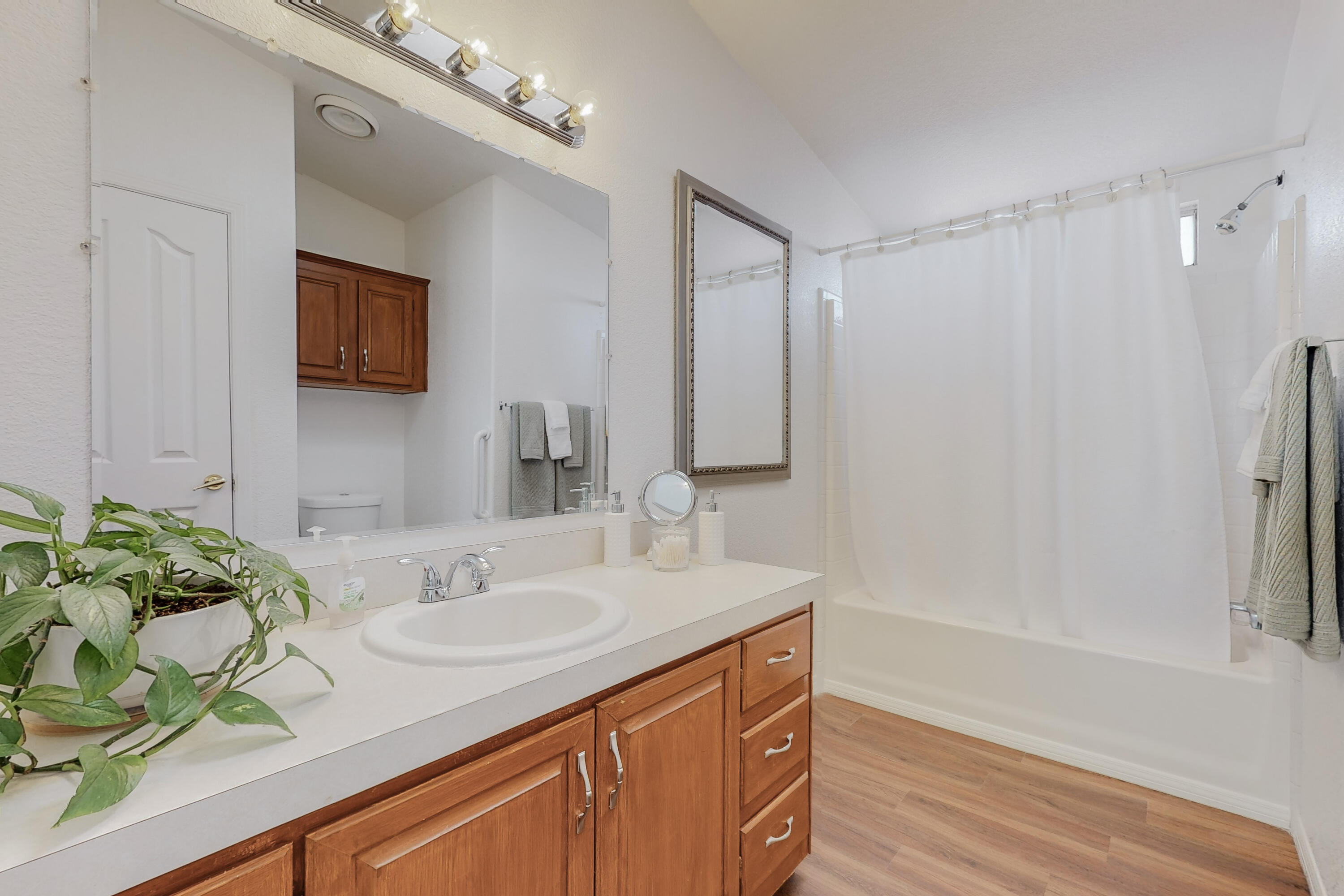 11 GRAND Street Unit: 1