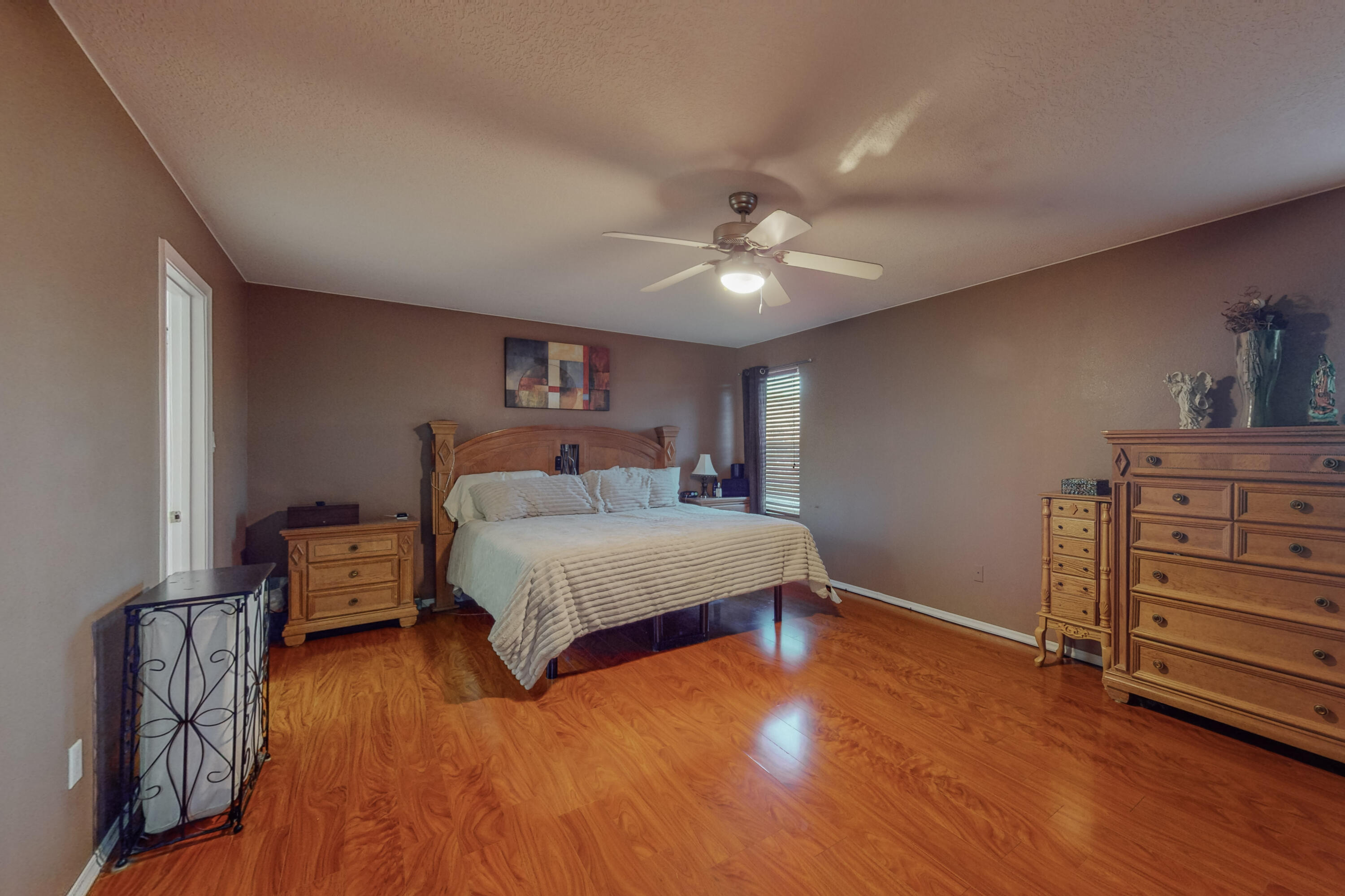 524 Winema Court SE