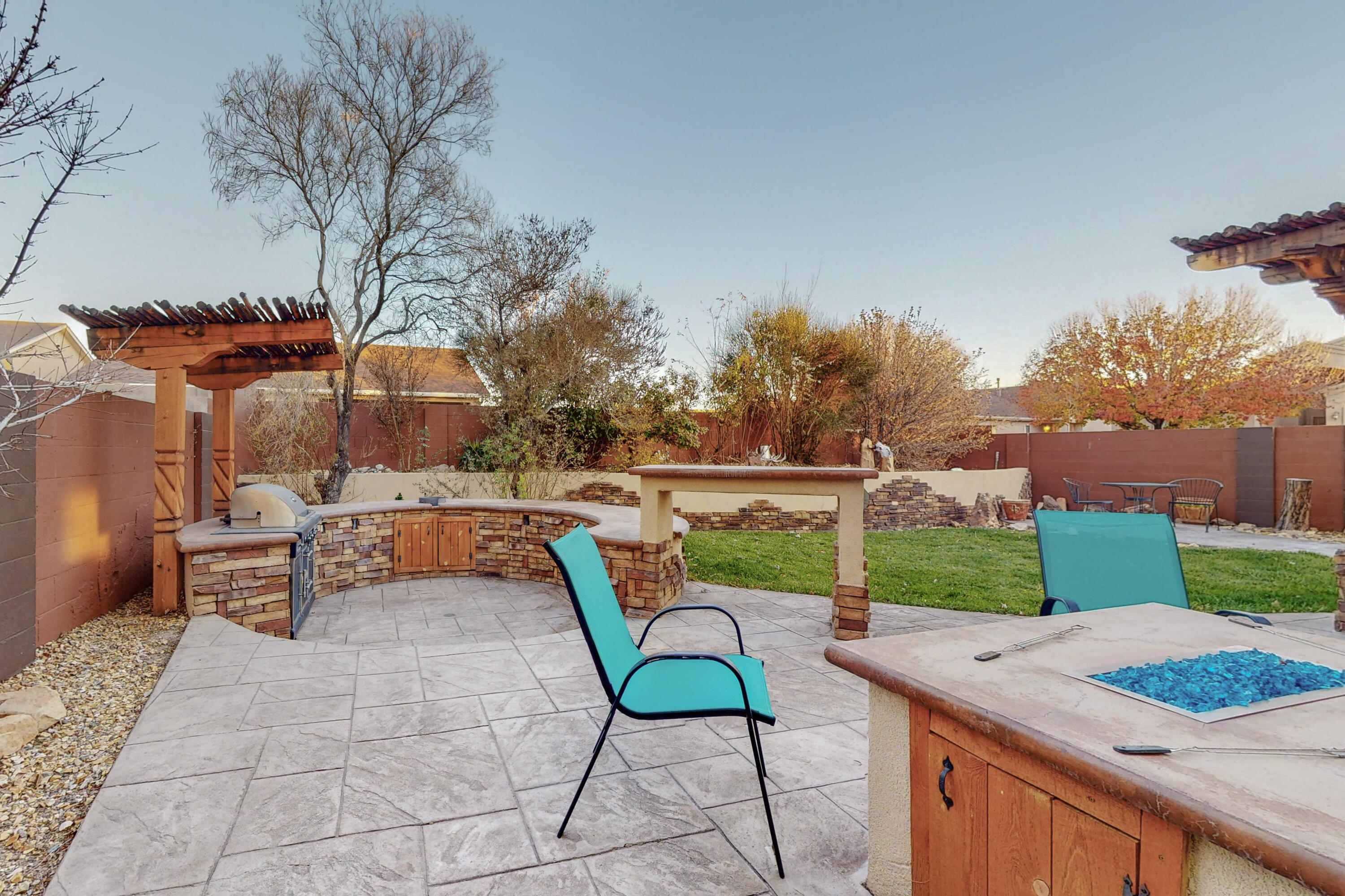 524 Winema Court SE