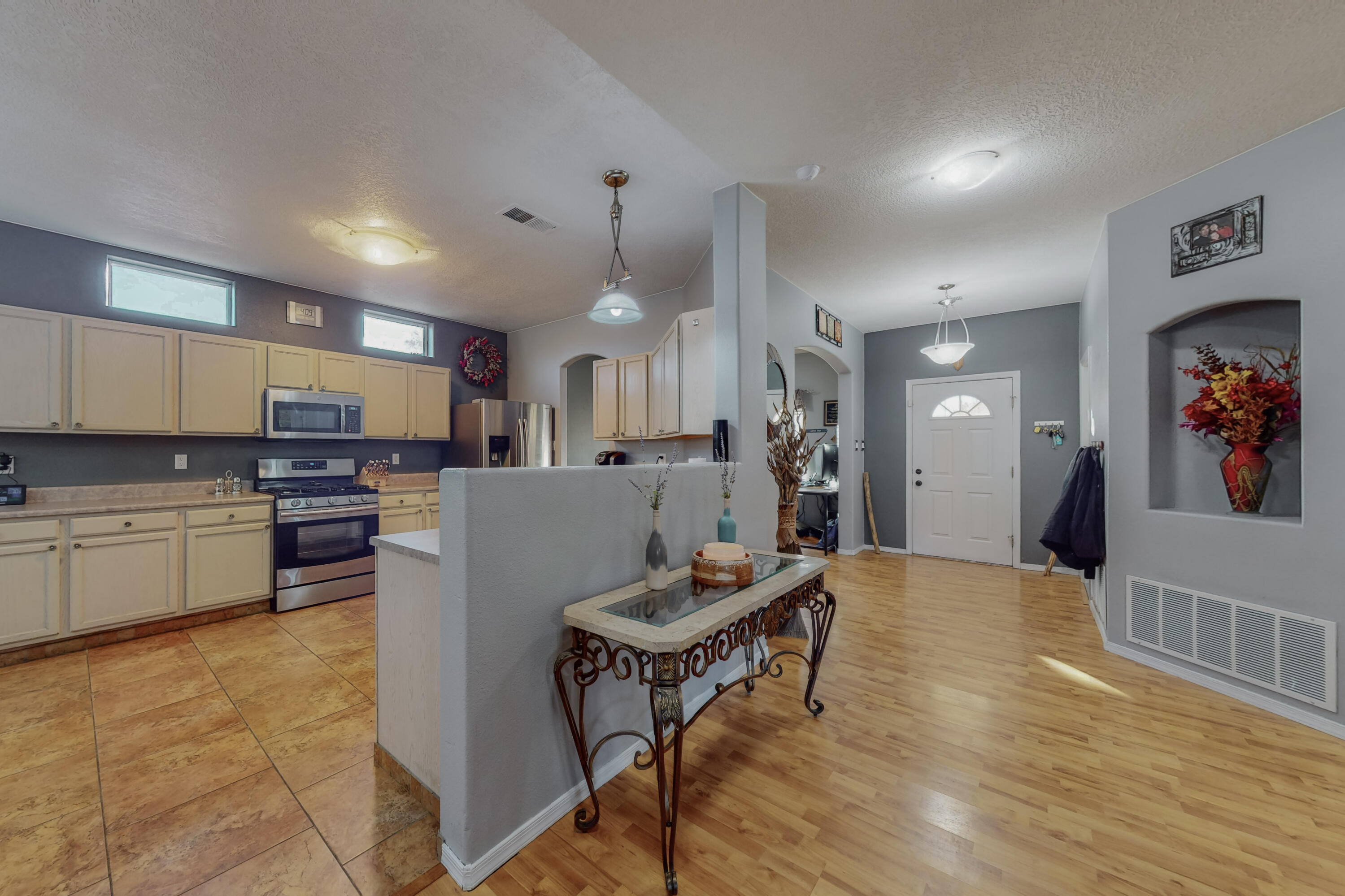 524 Winema Court SE