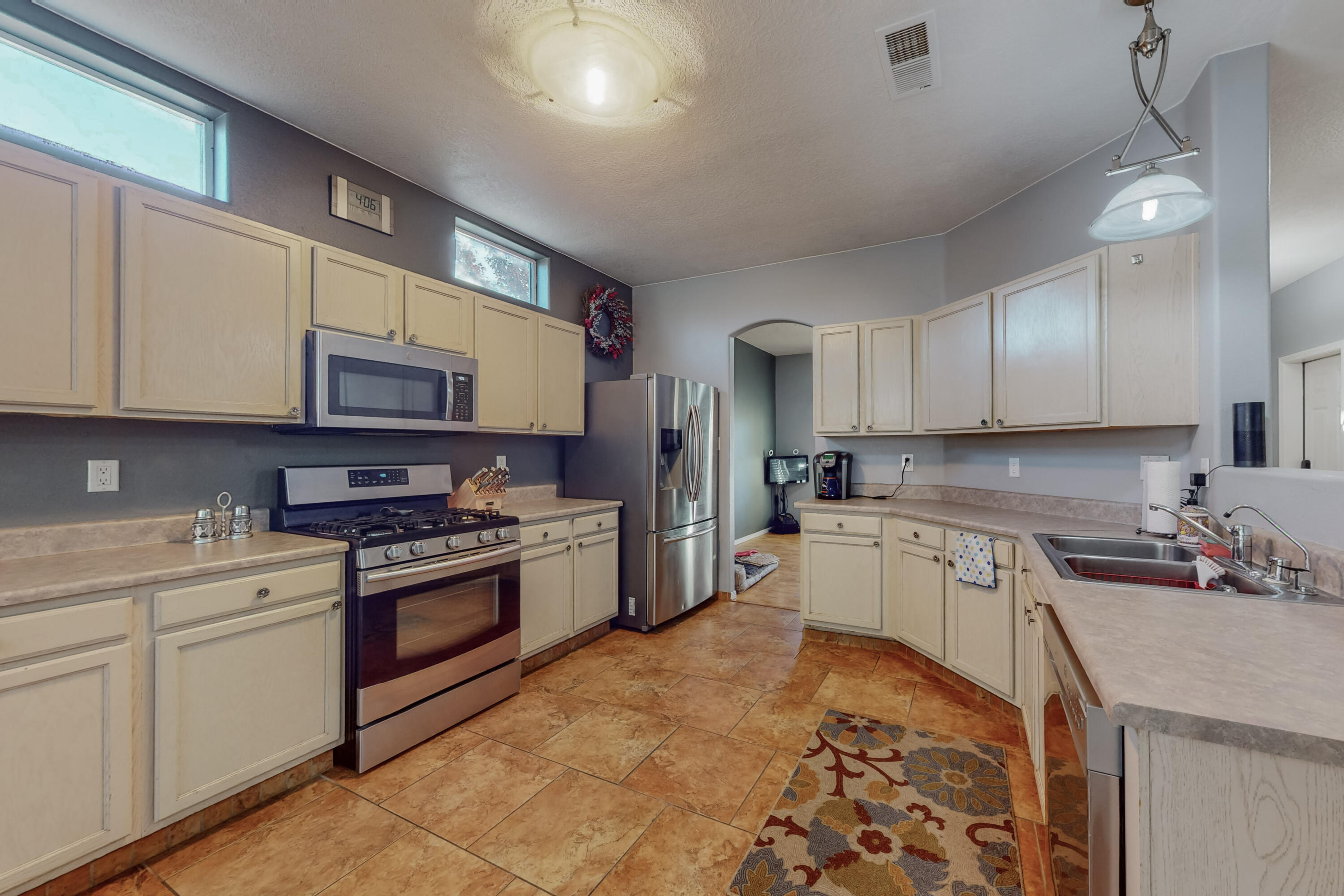 524 Winema Court SE