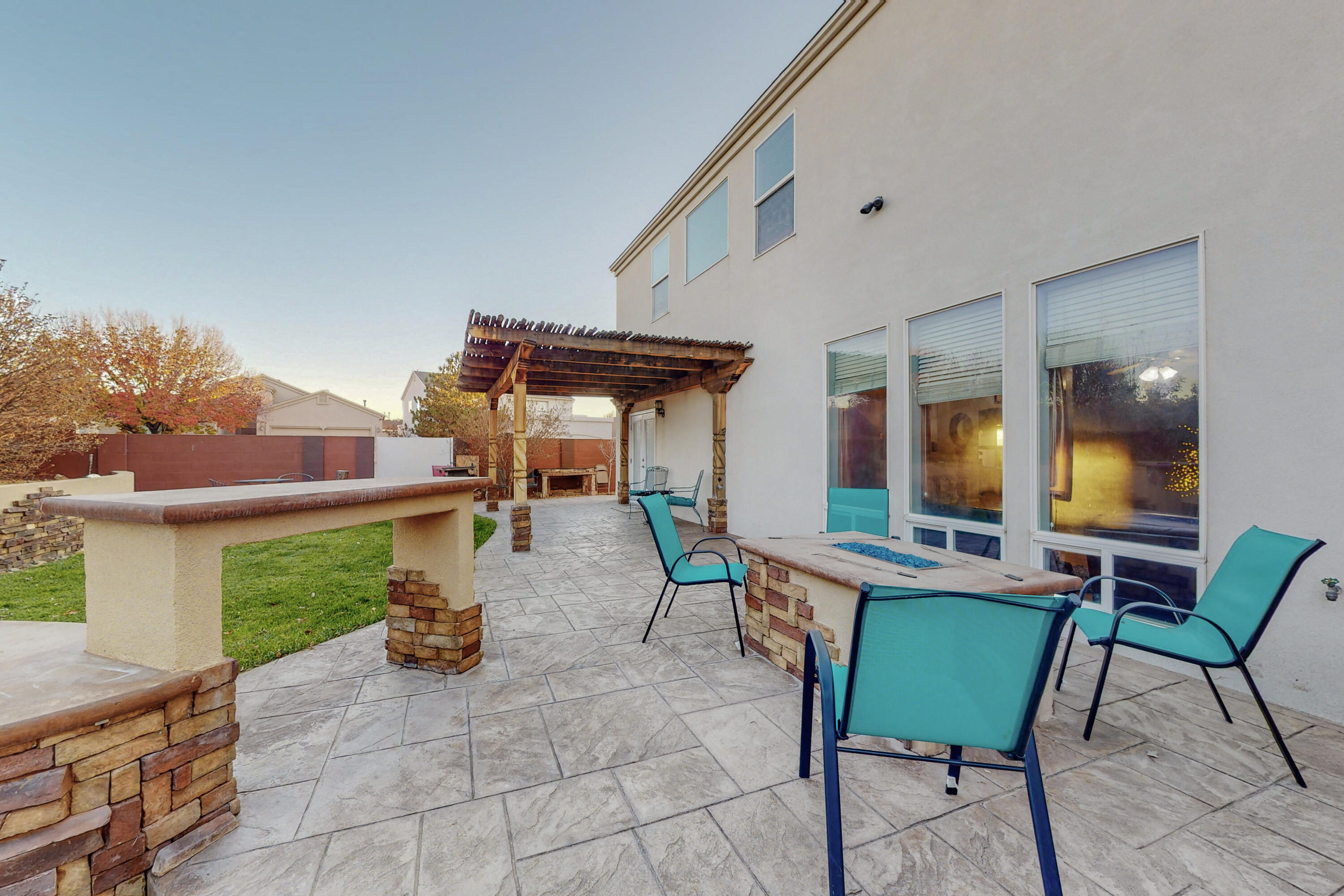 524 Winema Court SE