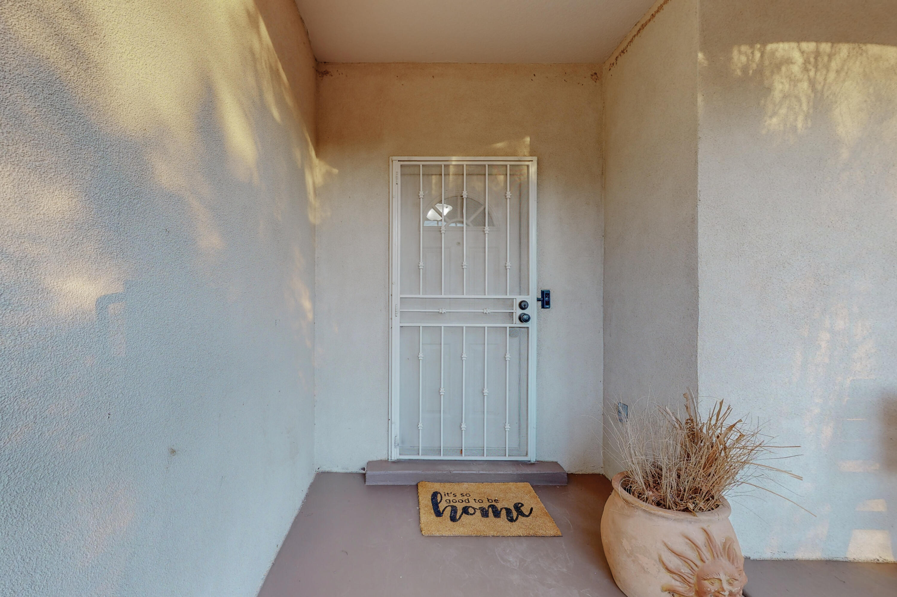 524 Winema Court SE