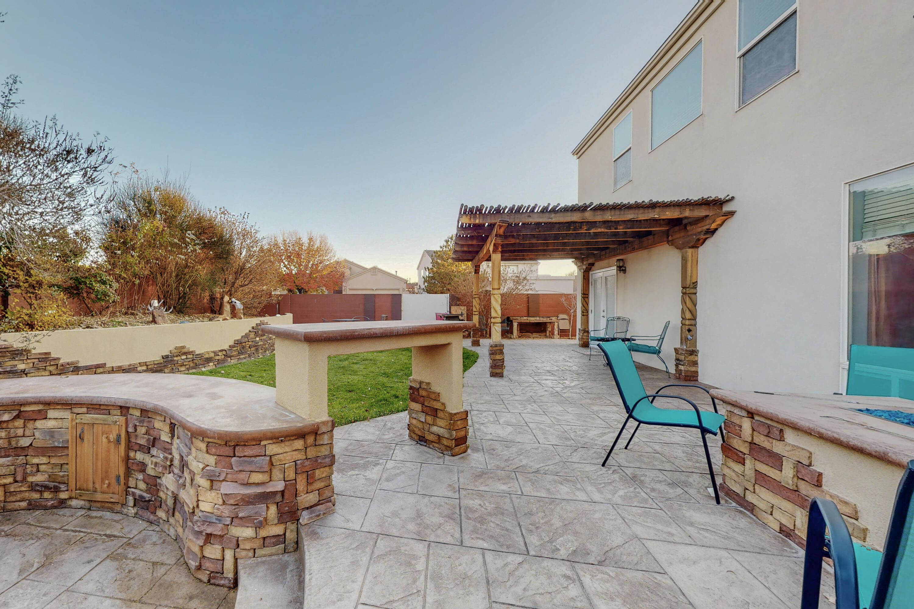 524 Winema Court SE
