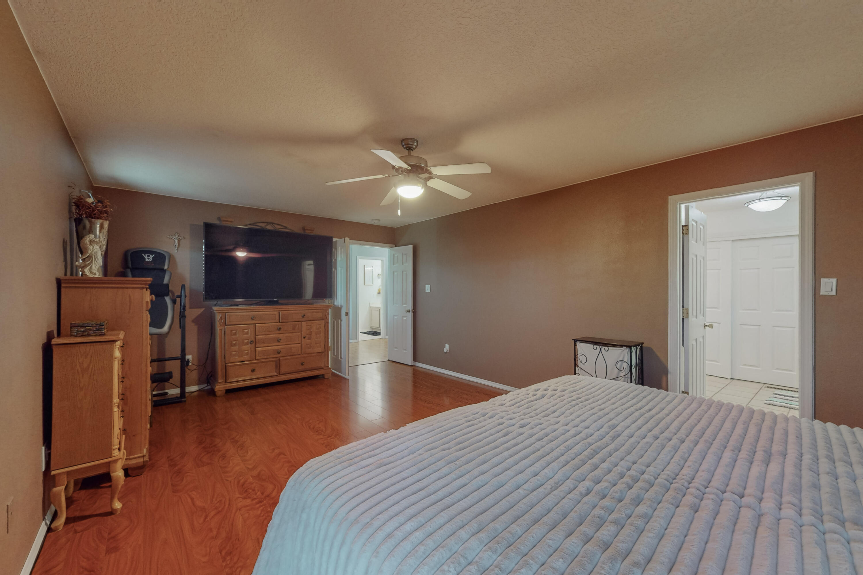 524 Winema Court SE