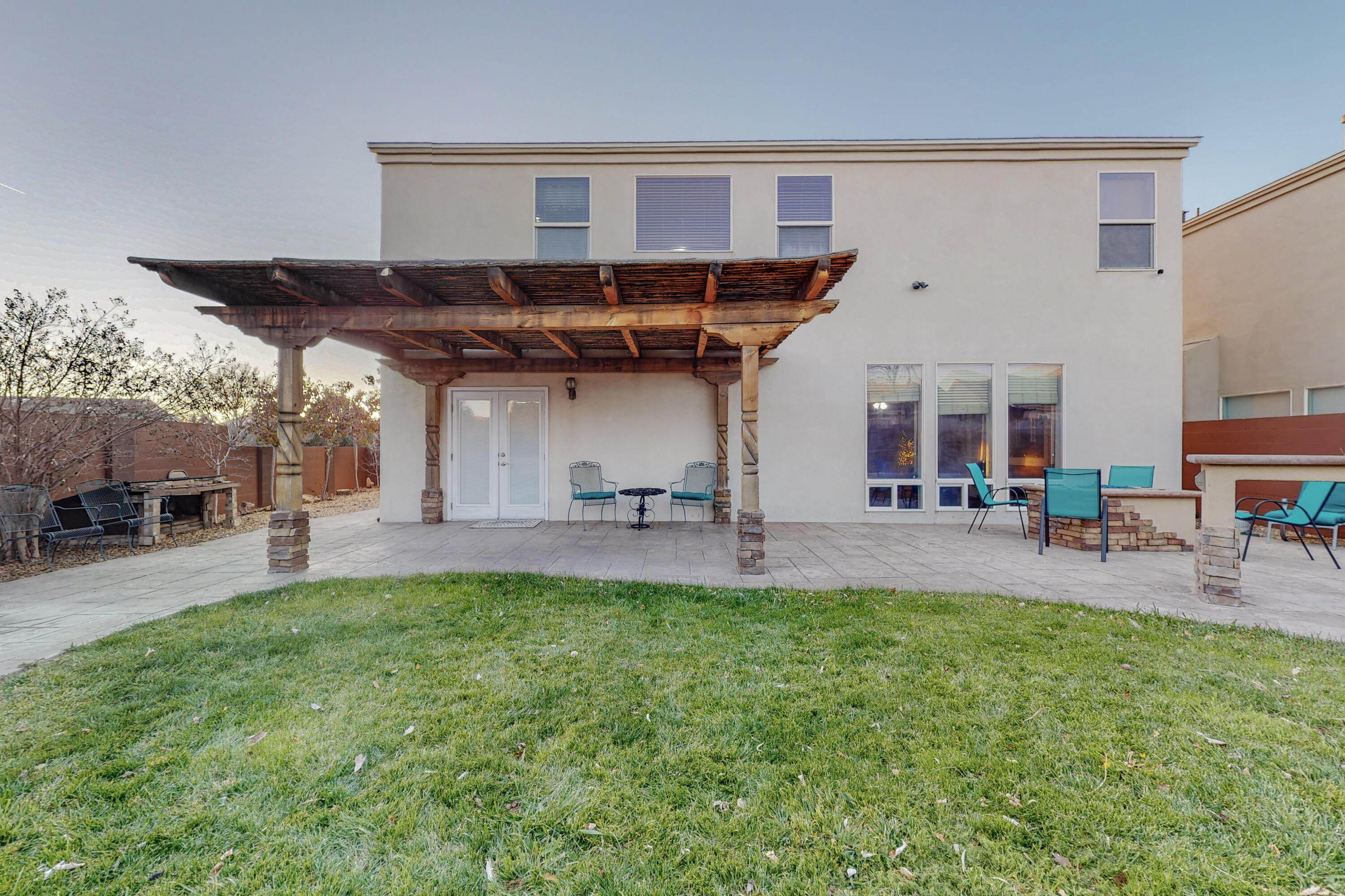 524 Winema Court SE