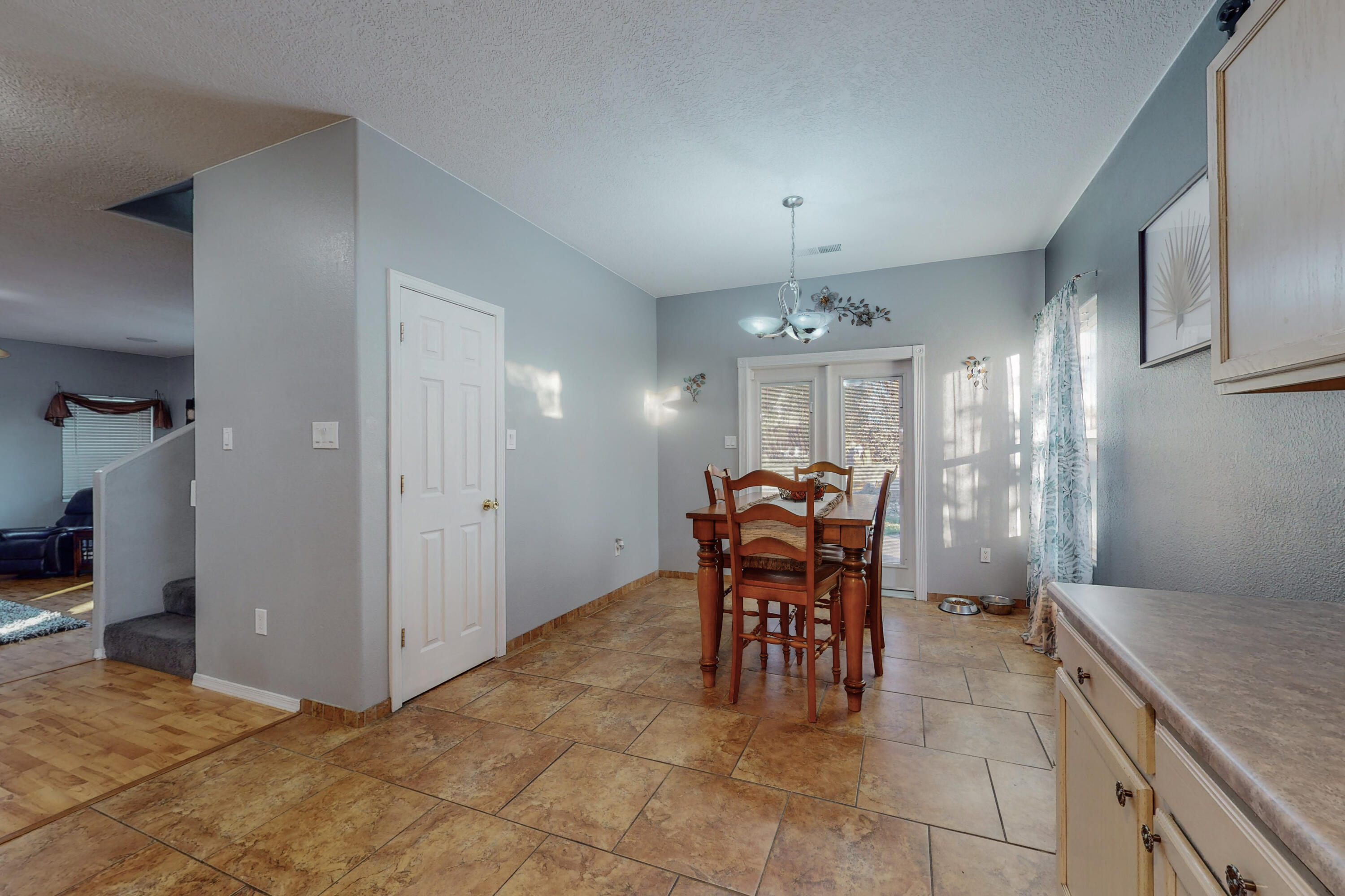 524 Winema Court SE