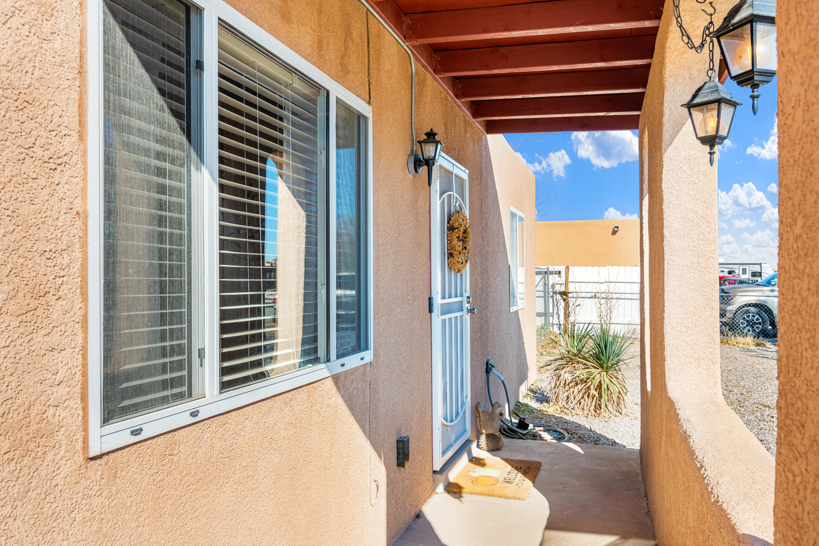 705 OREJA DE ORO Drive SE