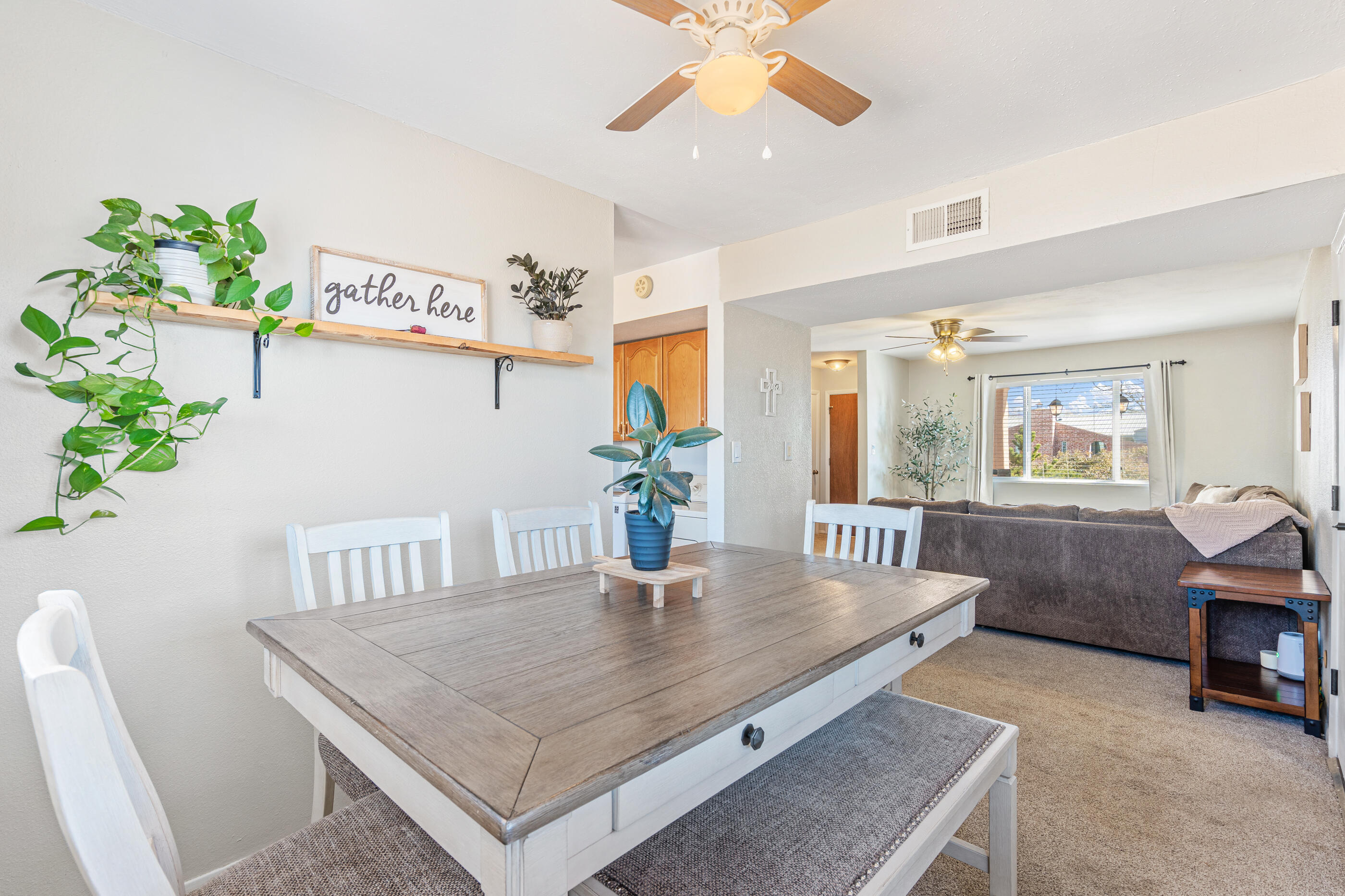 705 OREJA DE ORO Drive SE