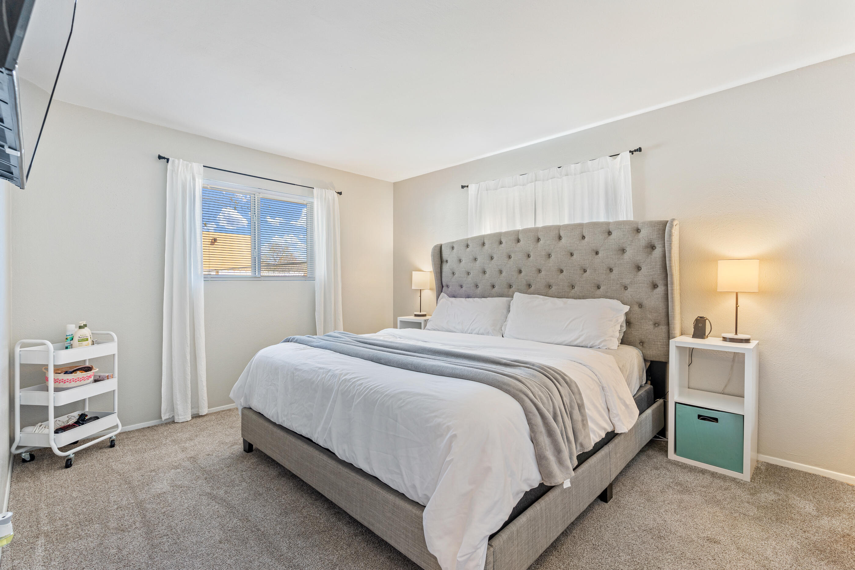 705 OREJA DE ORO Drive SE