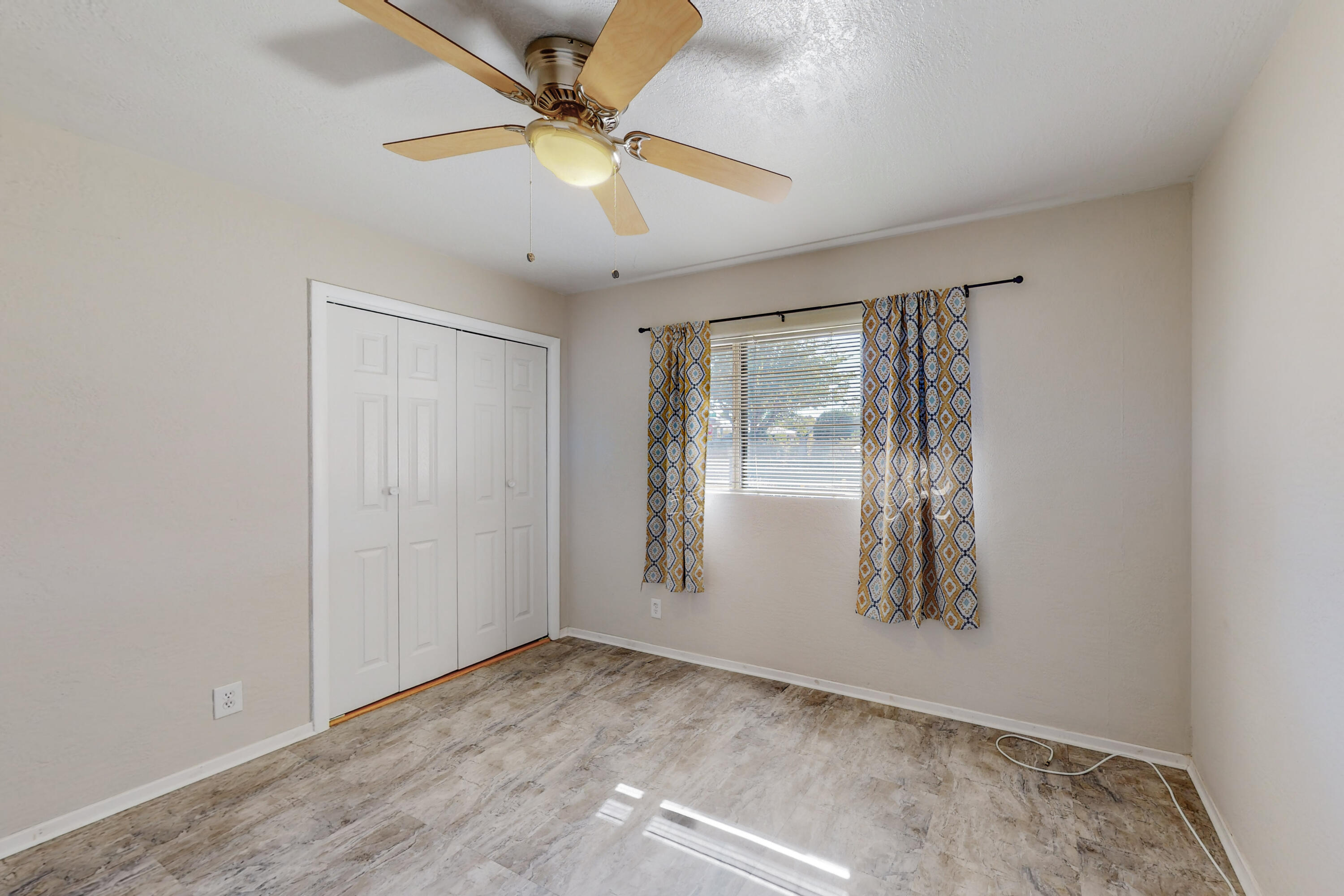 701 Alvarado Drive NE