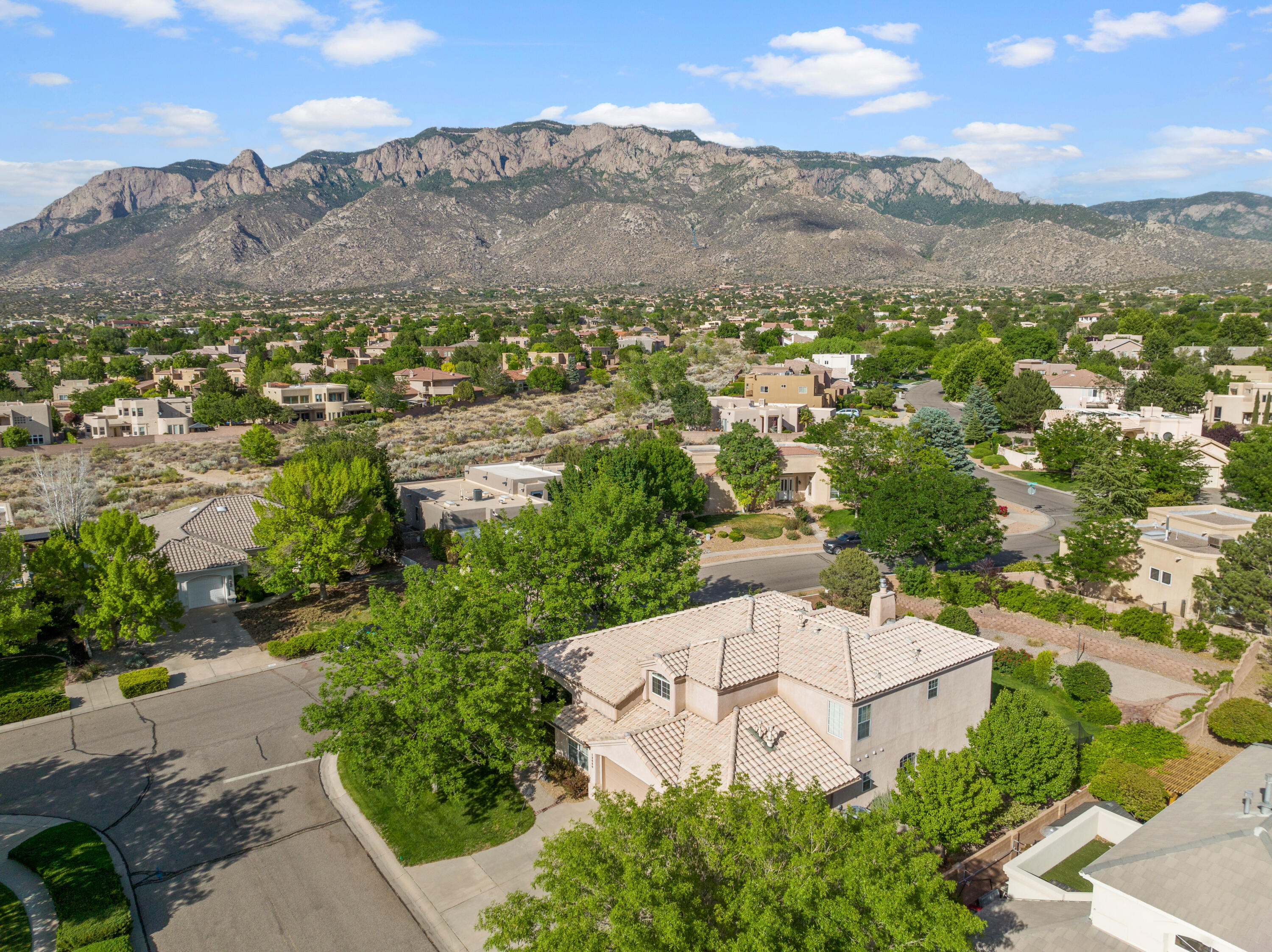 12050 DUSTY ROSE Road NE
