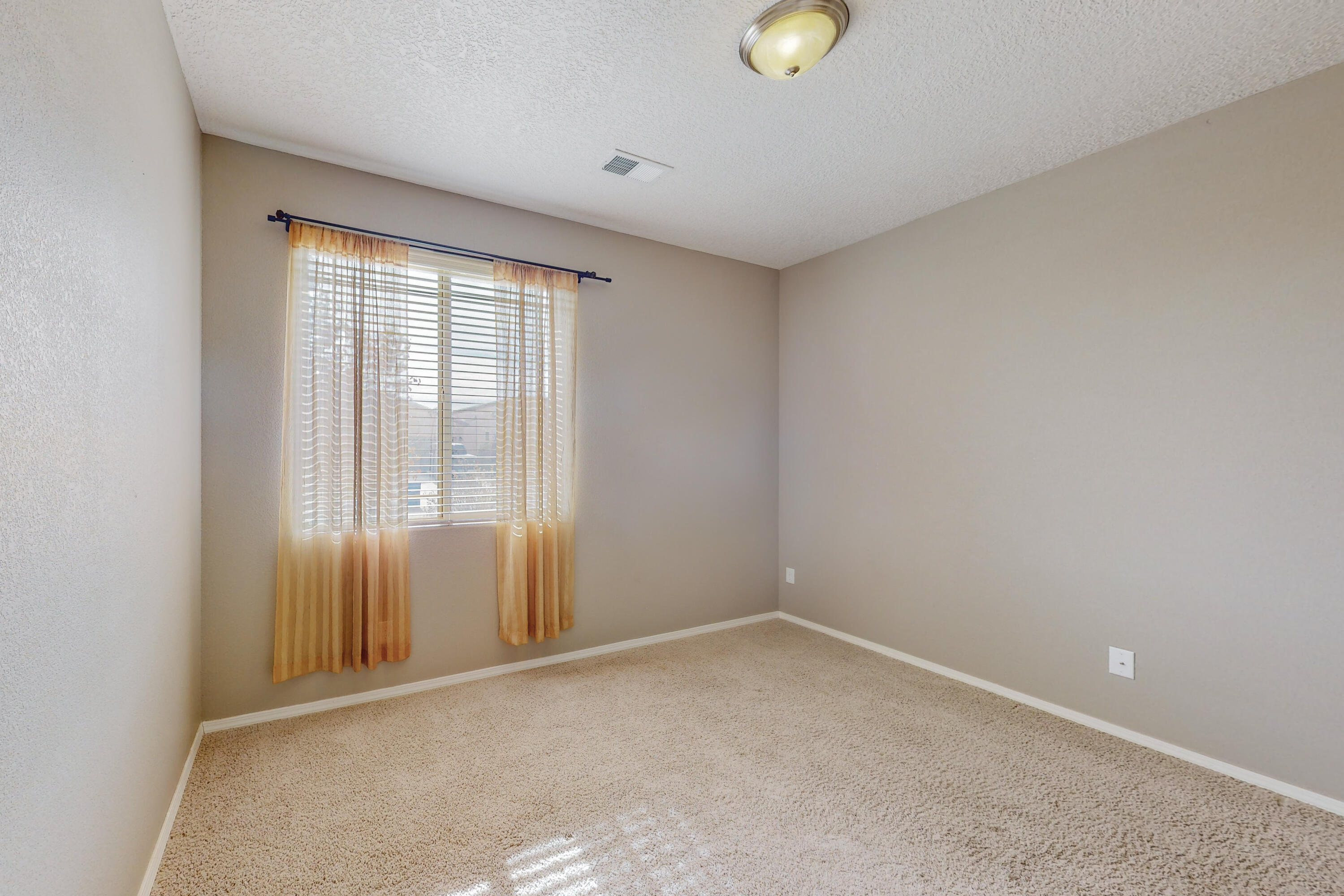 8623 Mock Heather Road NW