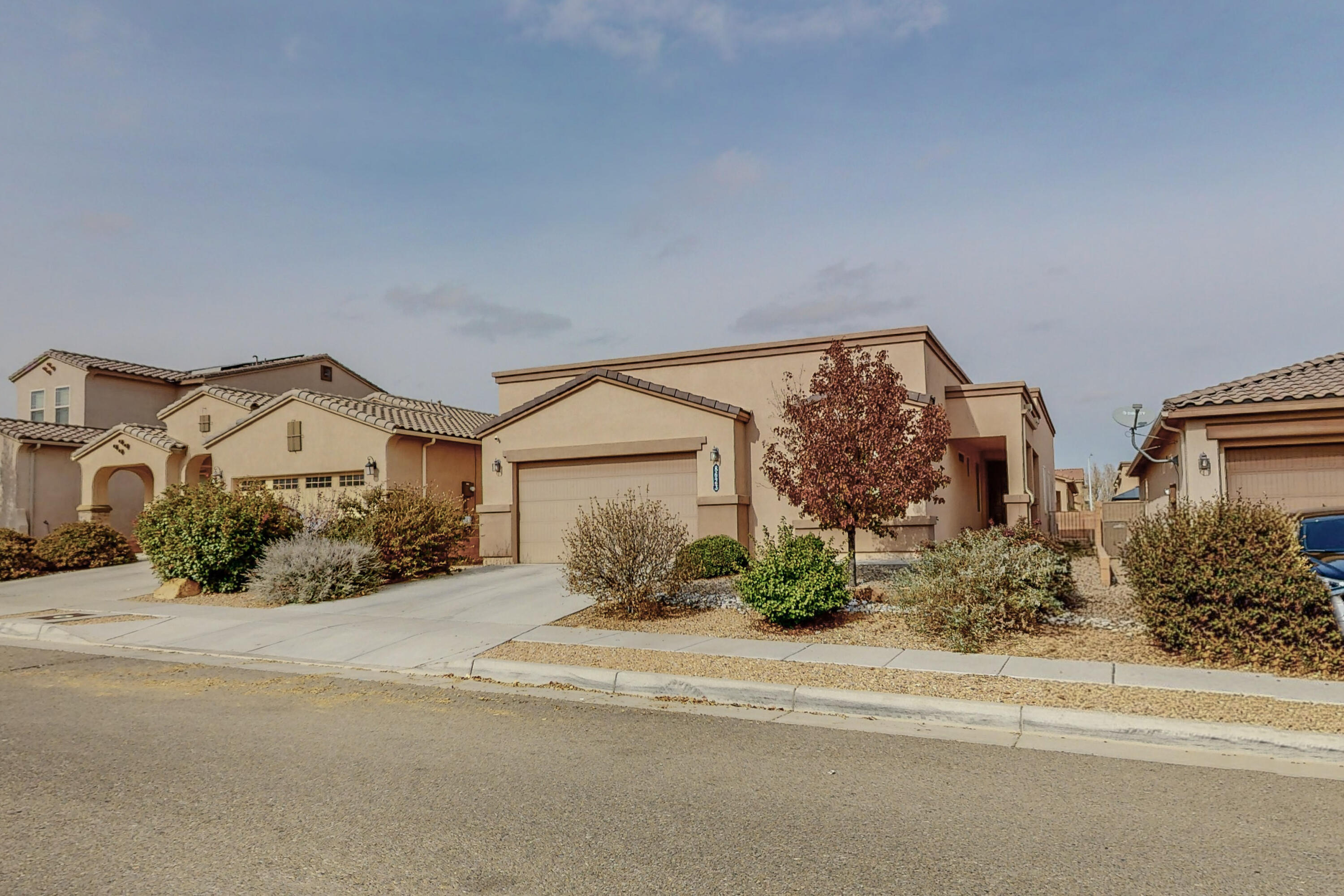 8623 Mock Heather Road NW