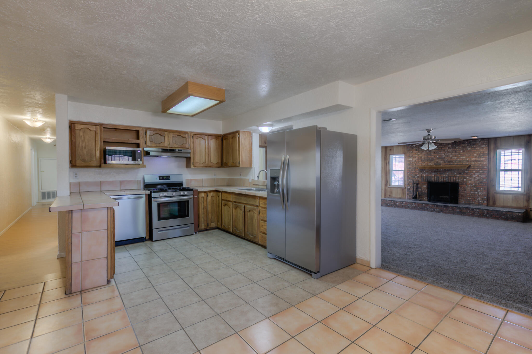 2551 ASPEN Avenue NW