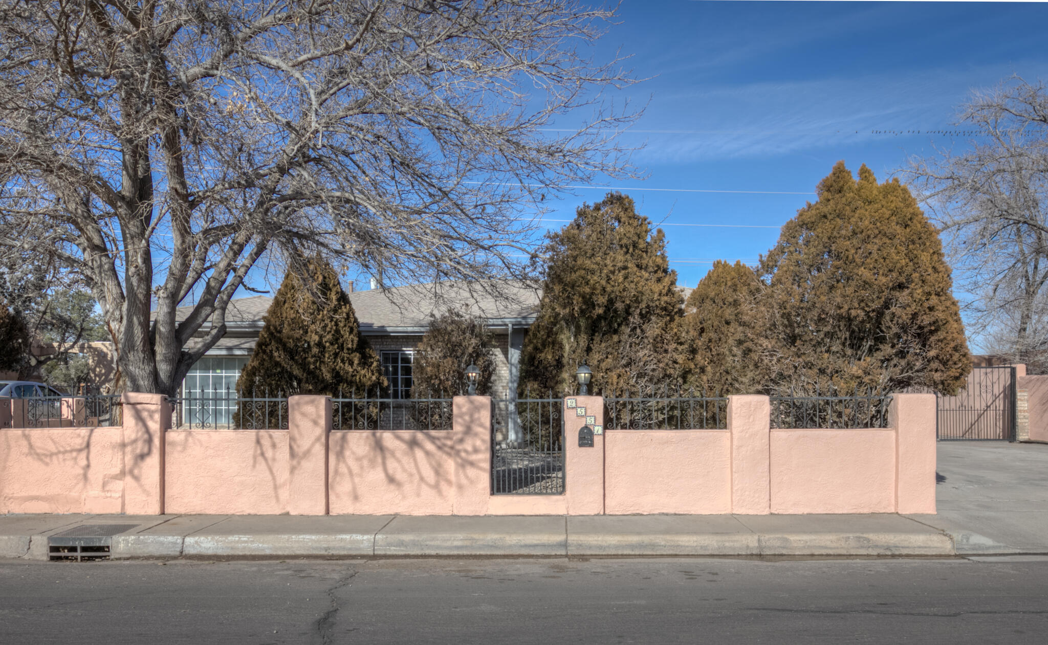 2551 ASPEN Avenue NW