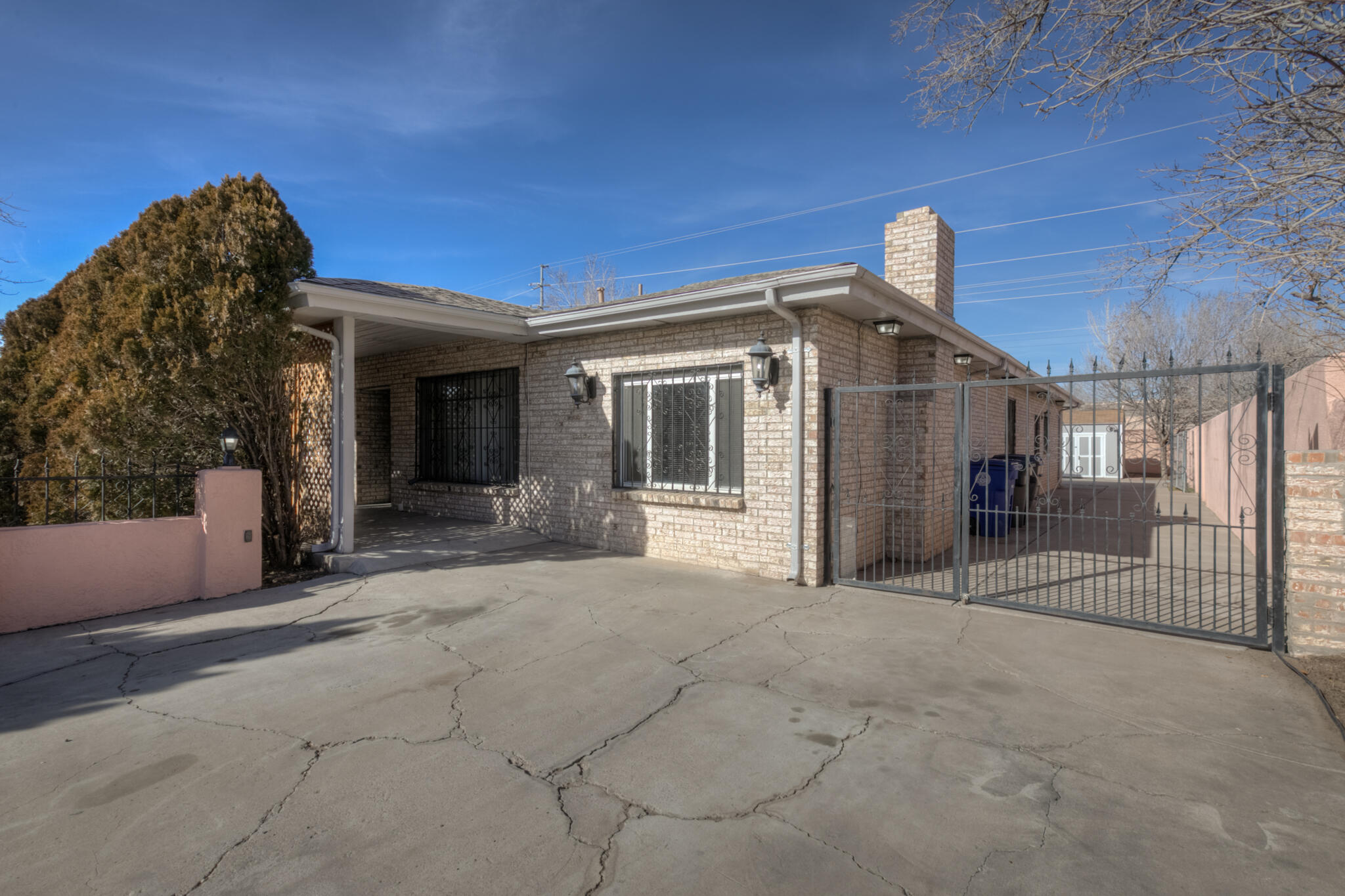 2551 ASPEN Avenue NW