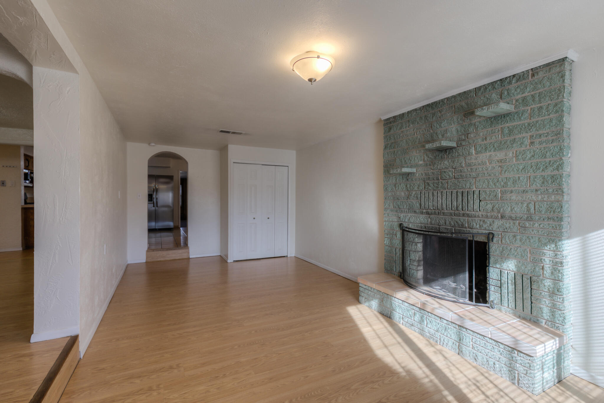 2551 ASPEN Avenue NW