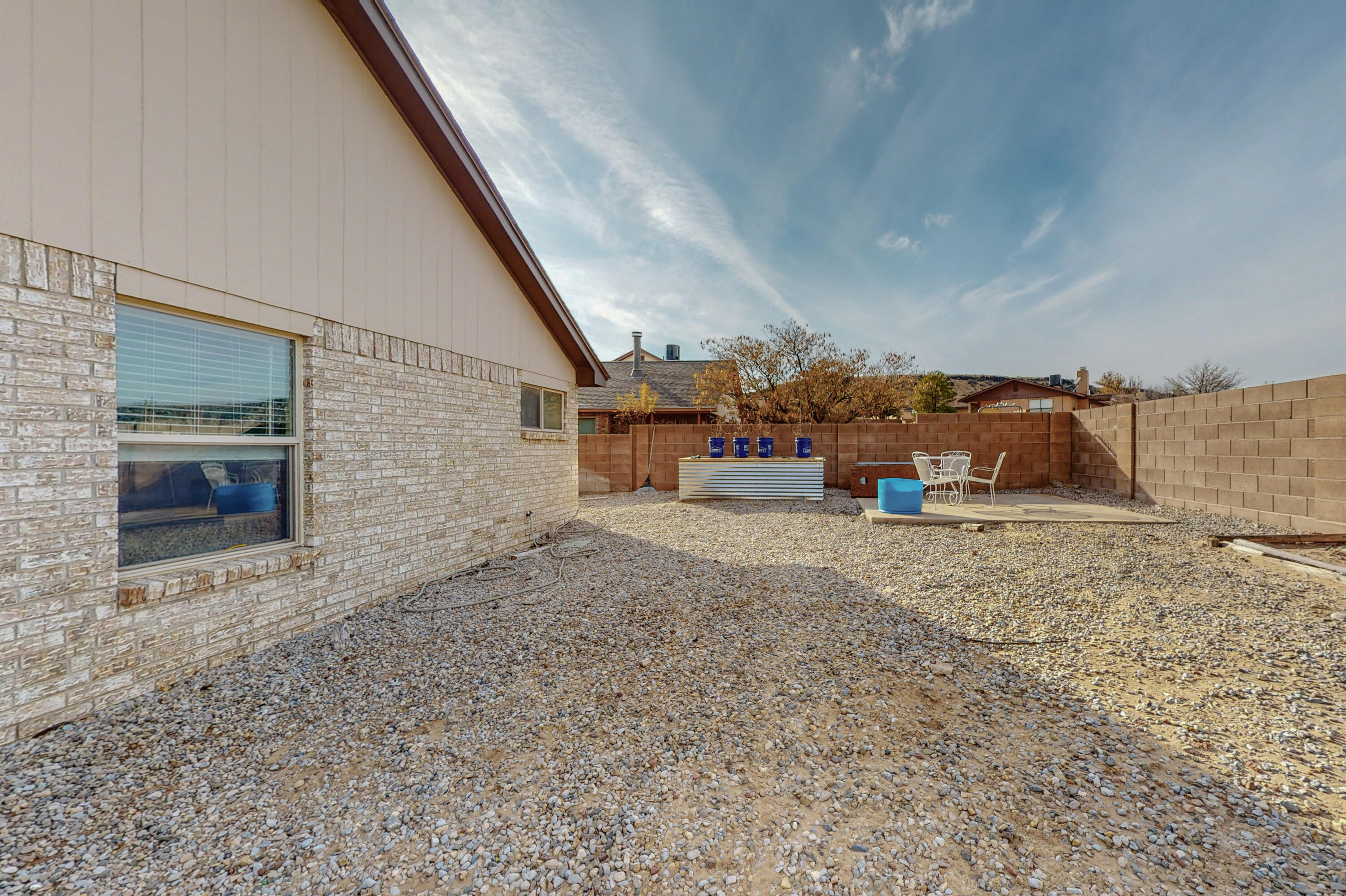 7011 MONTANO Road NW