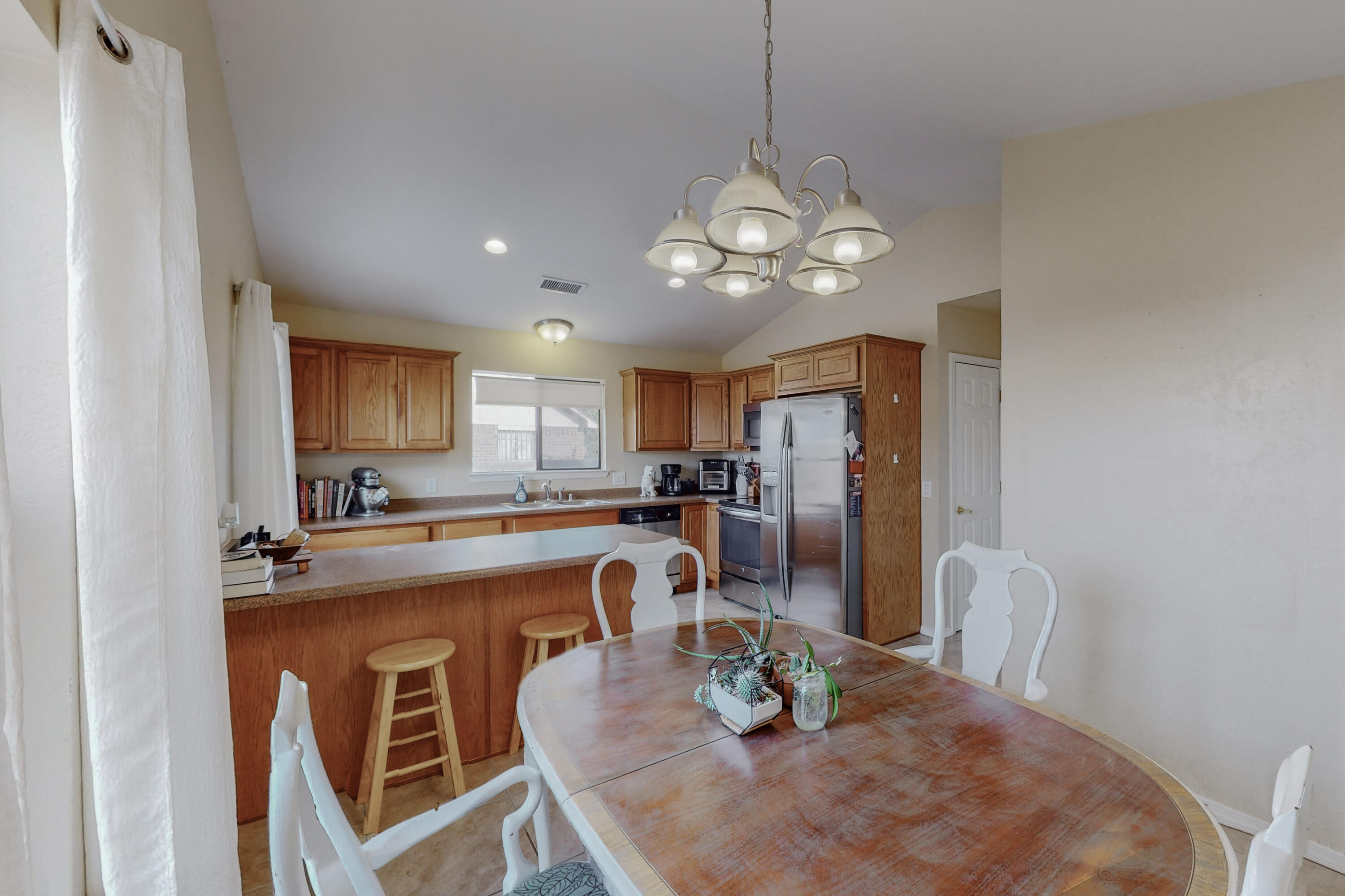 7011 MONTANO Road NW