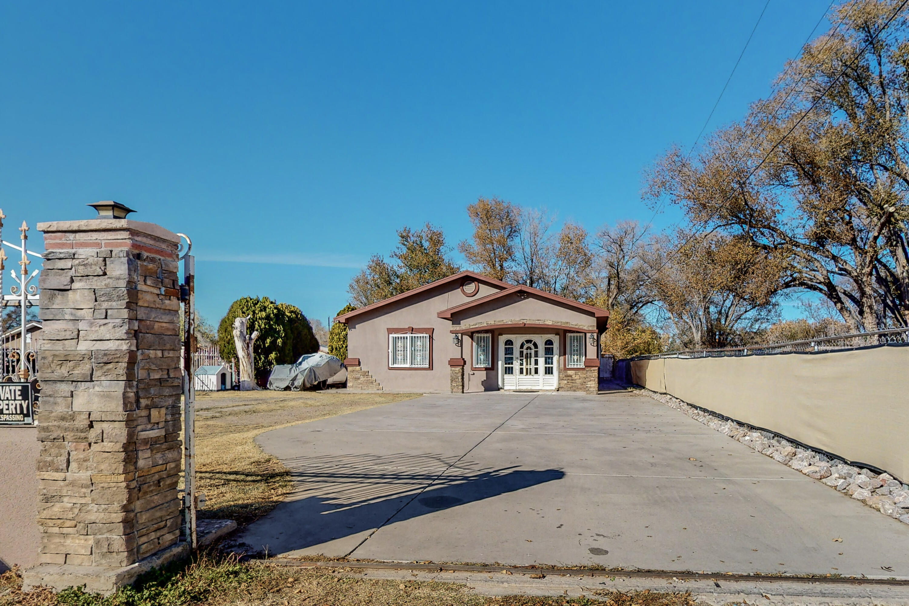 1303 BONITO Circle SW
