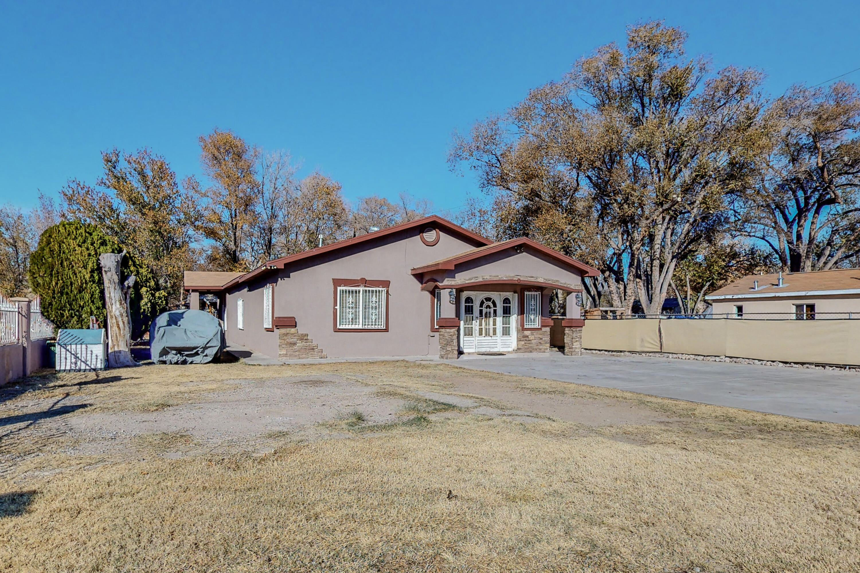 1303 BONITO Circle SW