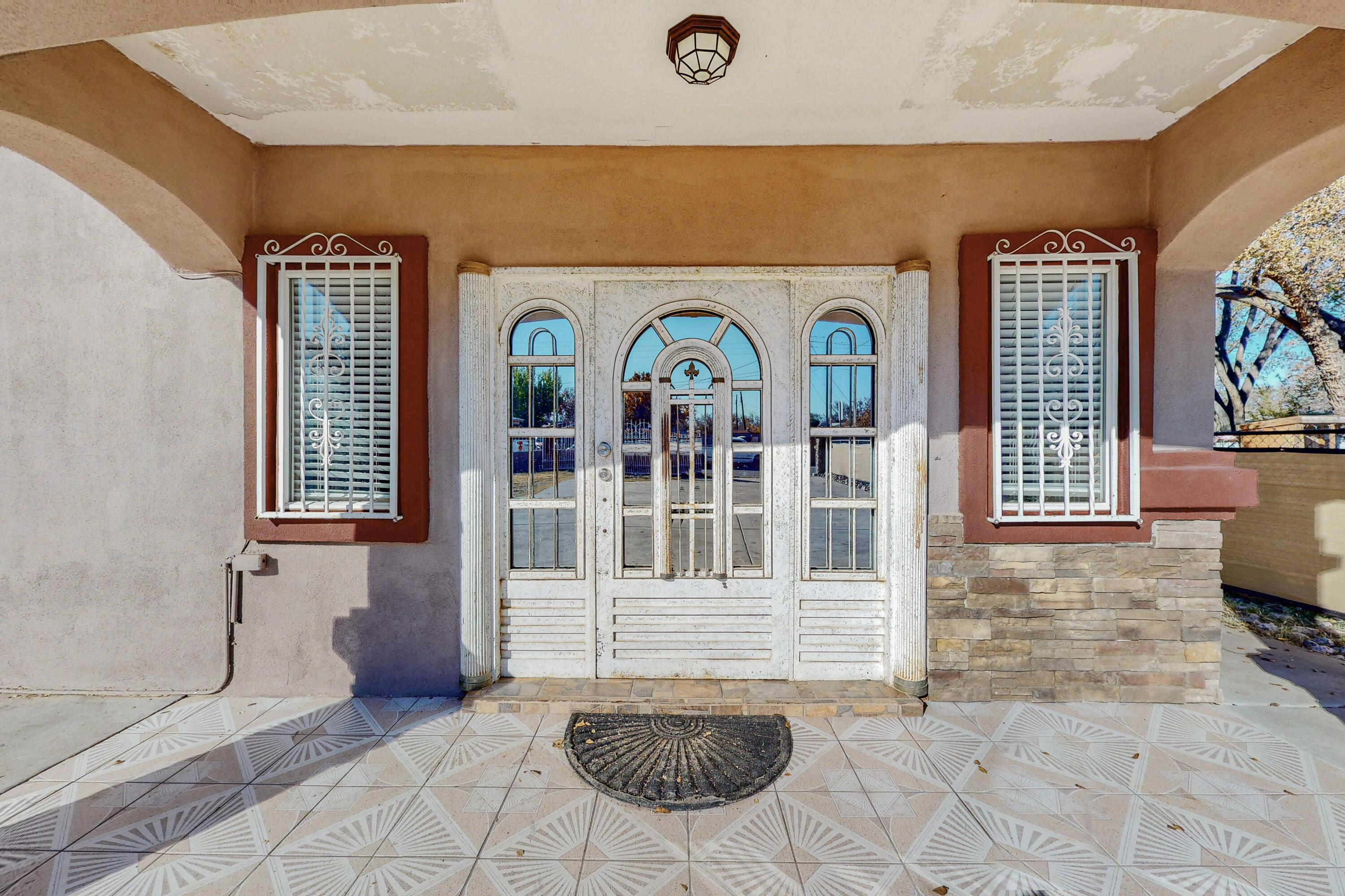 1303 BONITO Circle SW