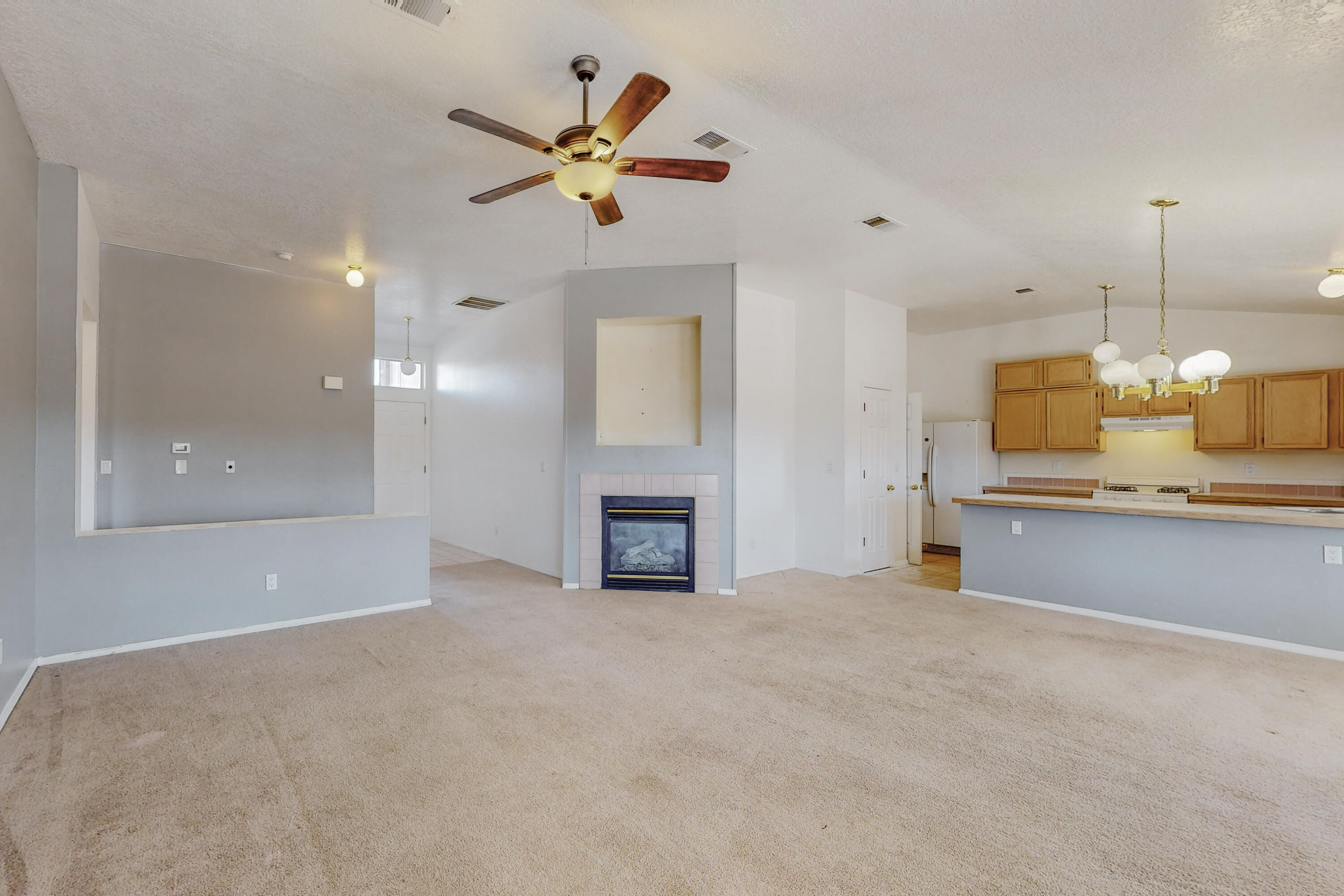 12 CEDAR Avenue