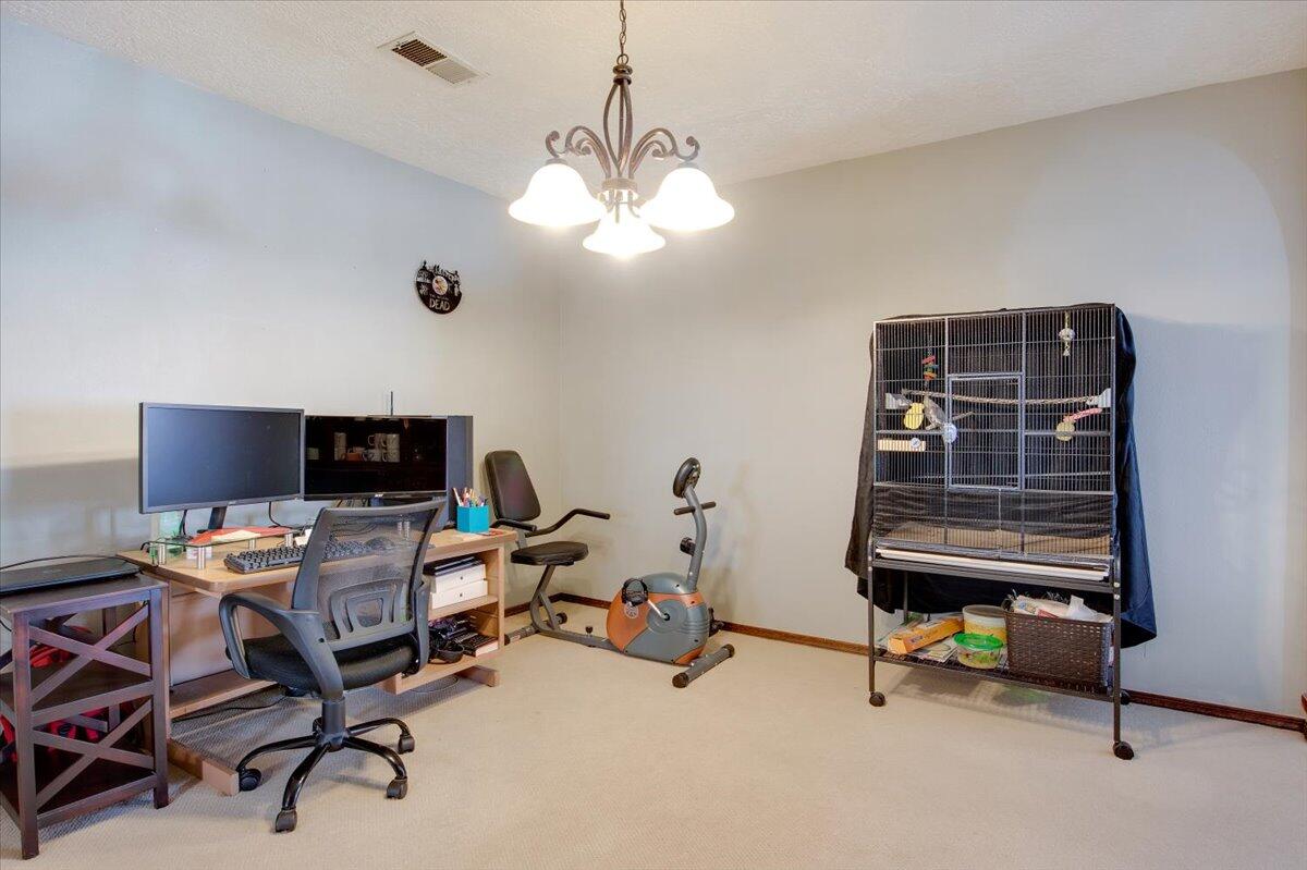 5344 VERONICA Drive NE