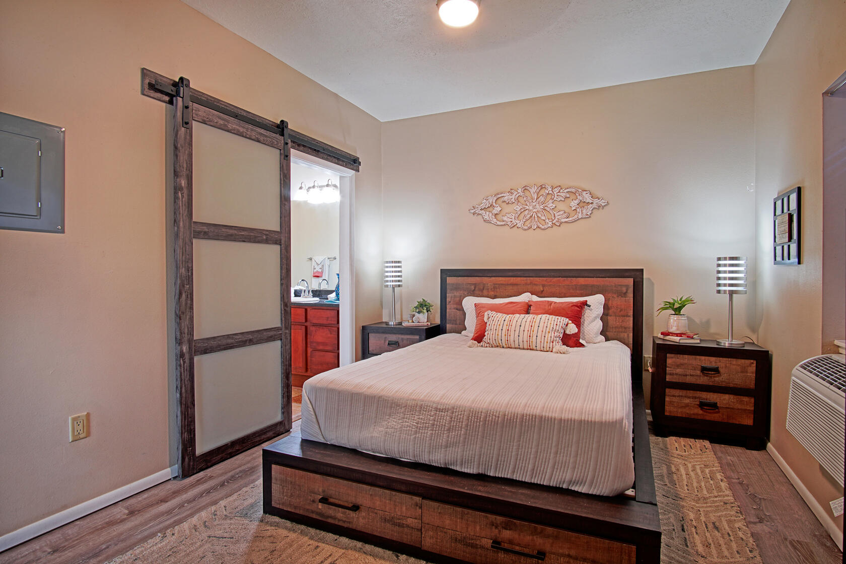 351 WASHINGTON Street SE Unit: 101