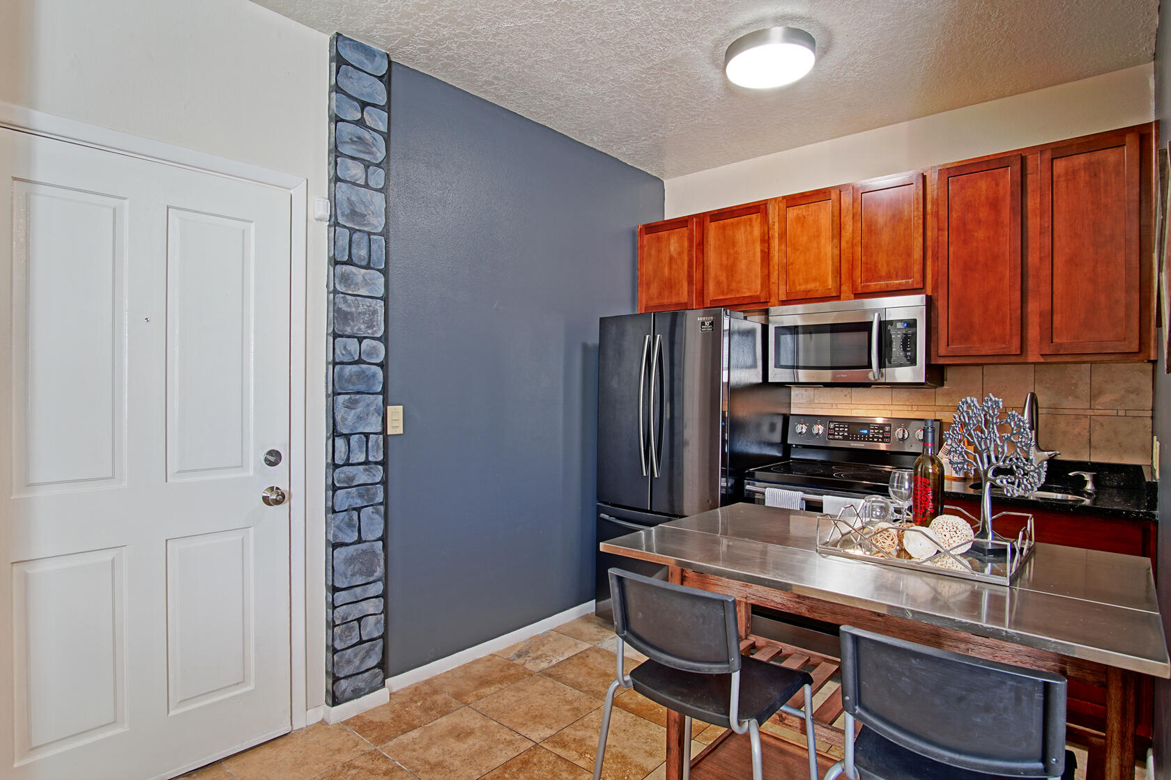 351 WASHINGTON Street SE Unit: 101