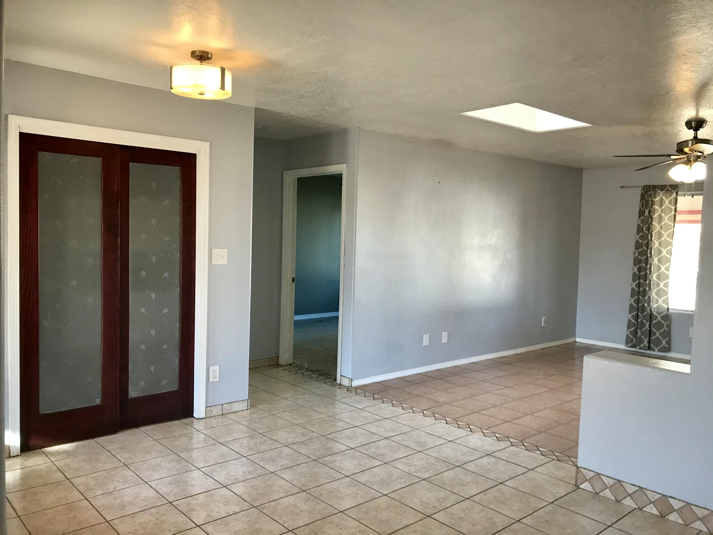 2921 MAPLEWOOD Drive SW