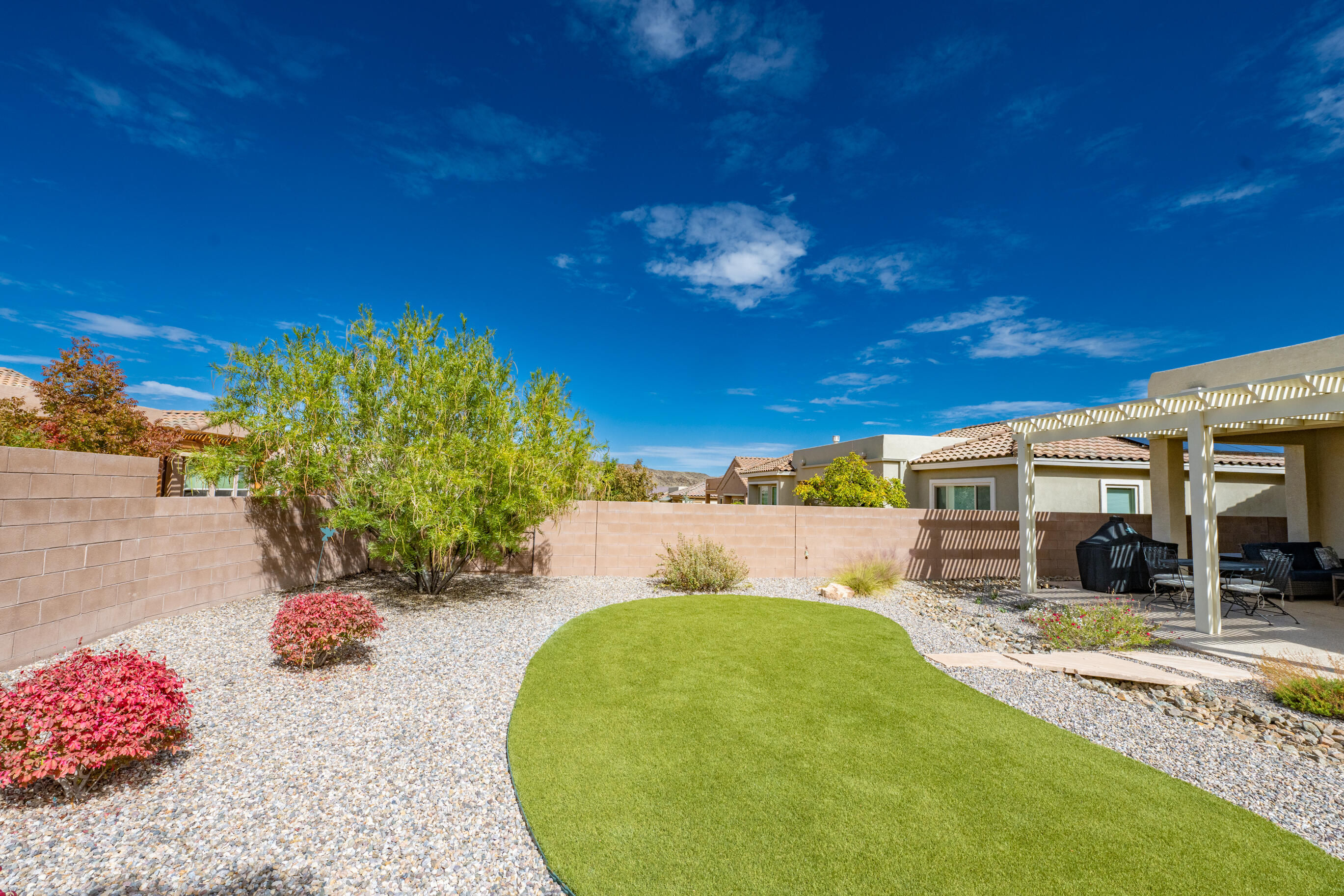 2123 GOOSE LAKE Trail NW