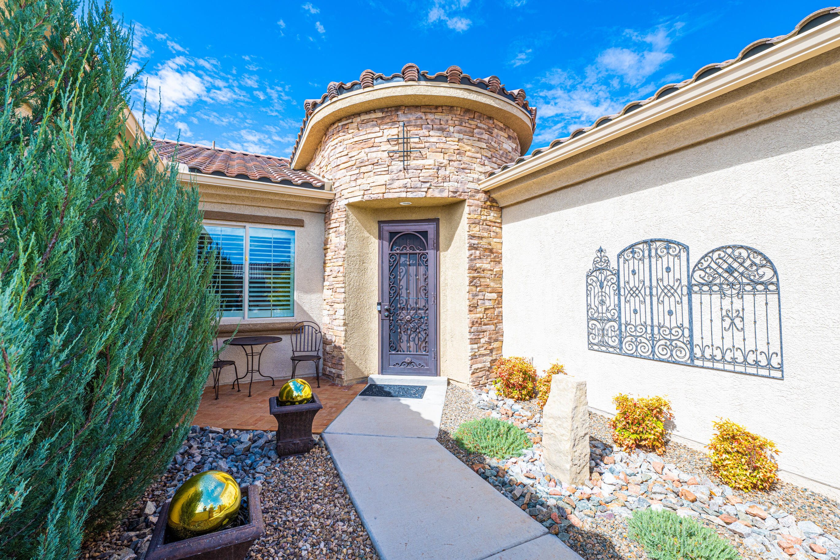 2123 GOOSE LAKE Trail NW