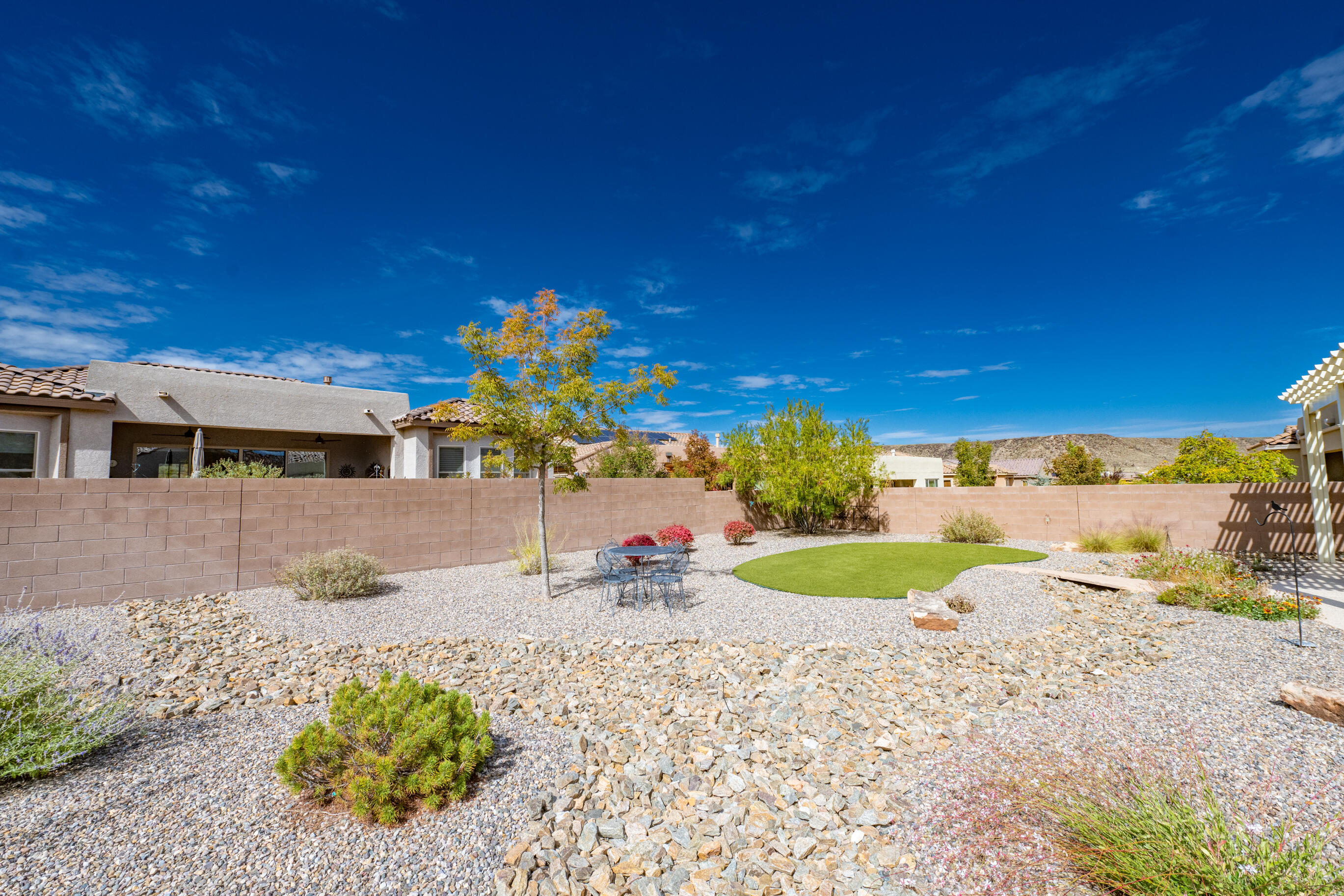 2123 GOOSE LAKE Trail NW