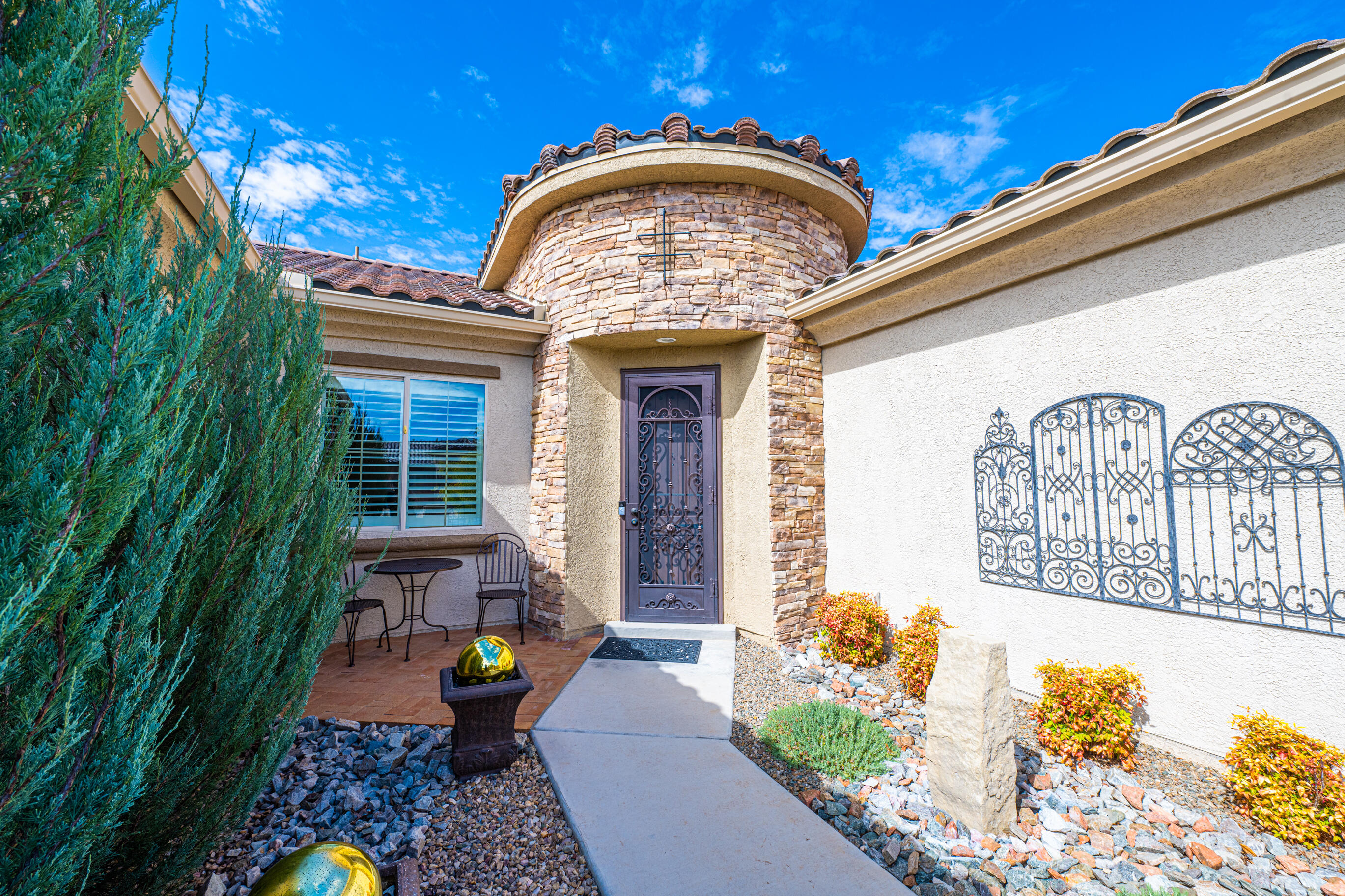 2123 GOOSE LAKE Trail NW