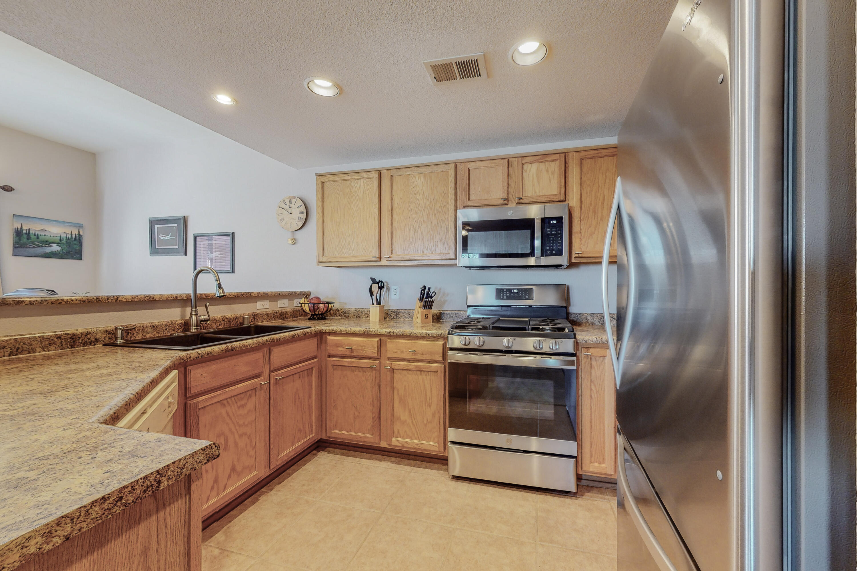 6800 Vista Del Norte Road NE Unit: 1421