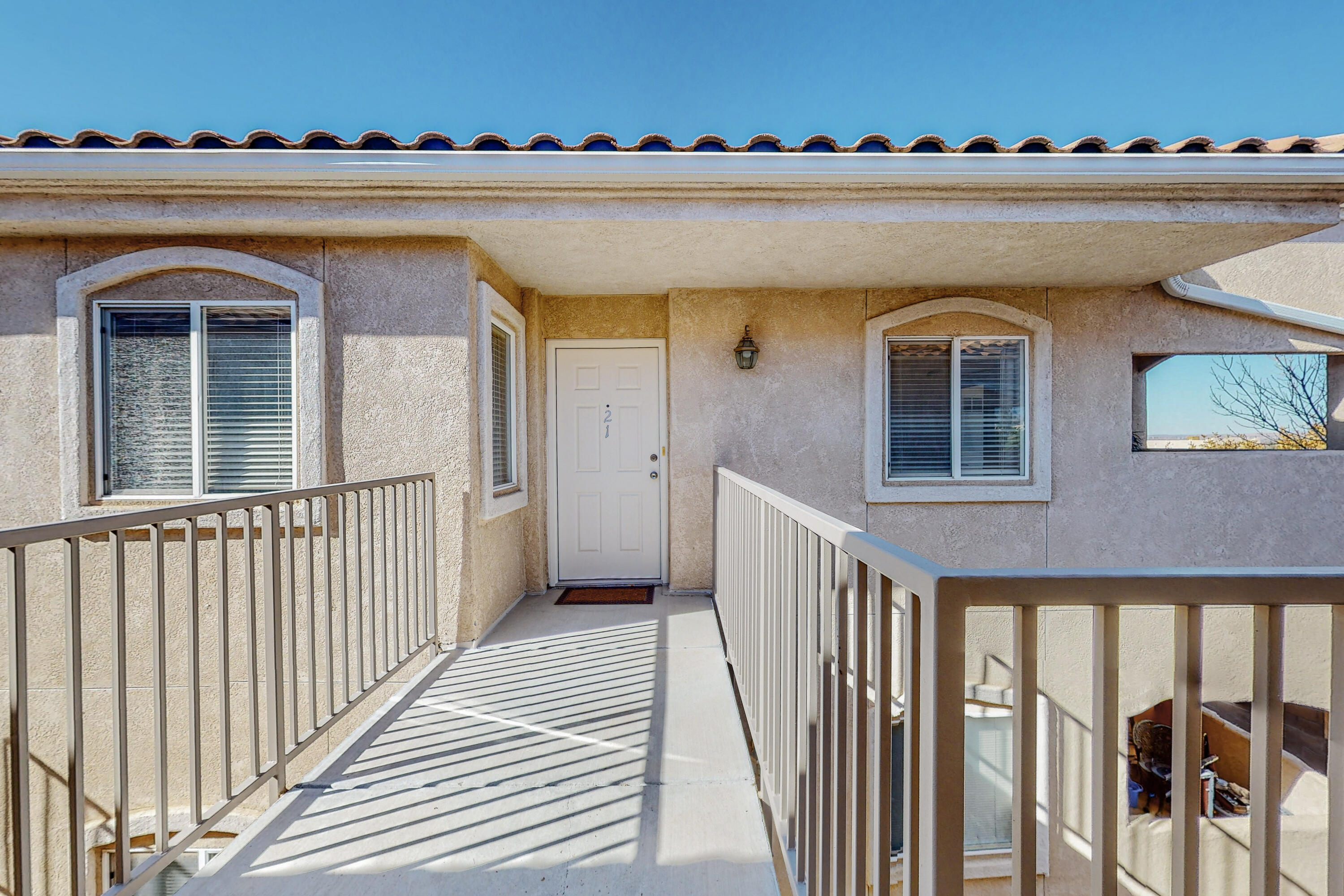 6800 Vista Del Norte Road NE Unit: 1421