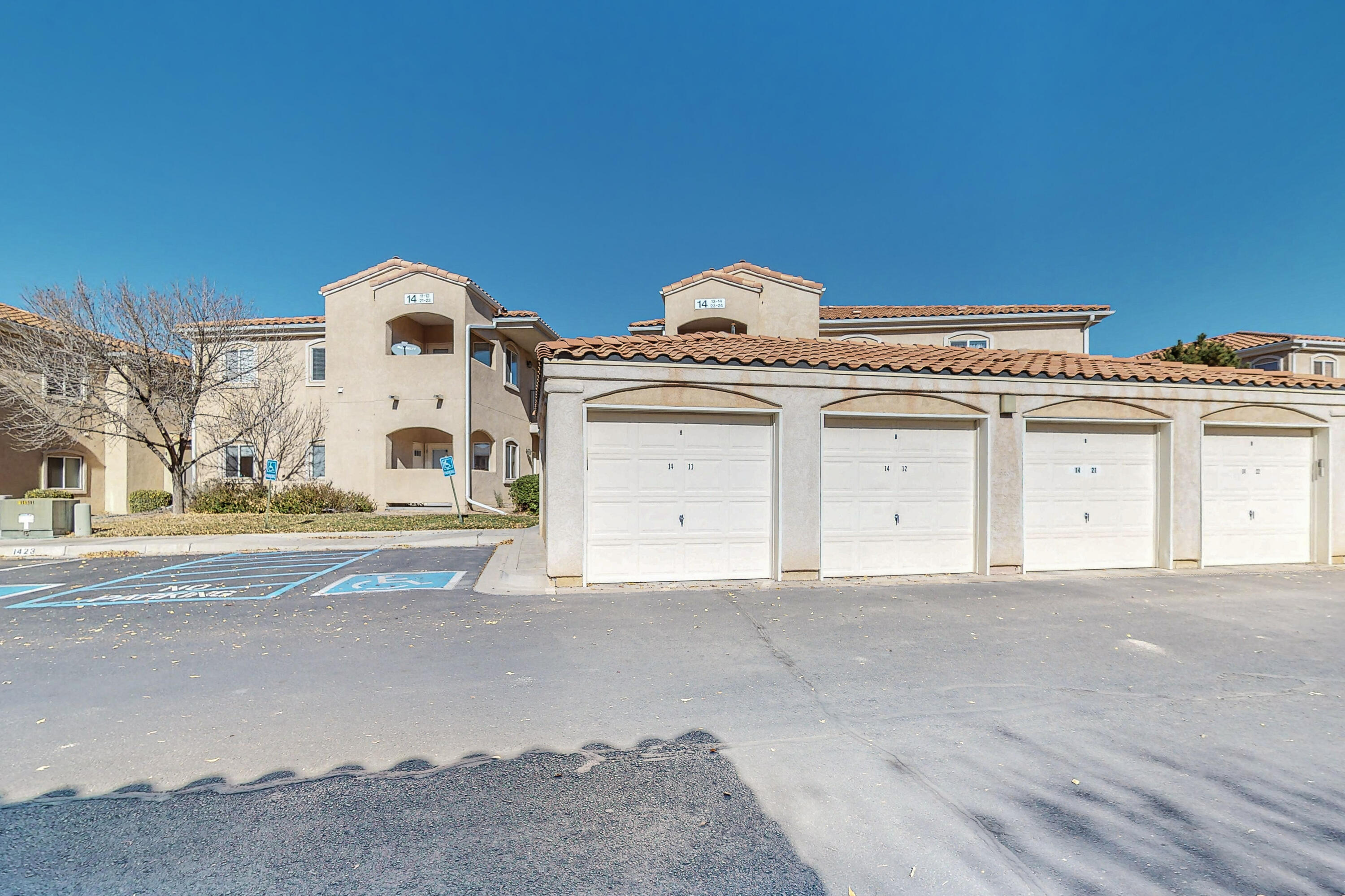 6800 Vista Del Norte Road NE Unit: 1421